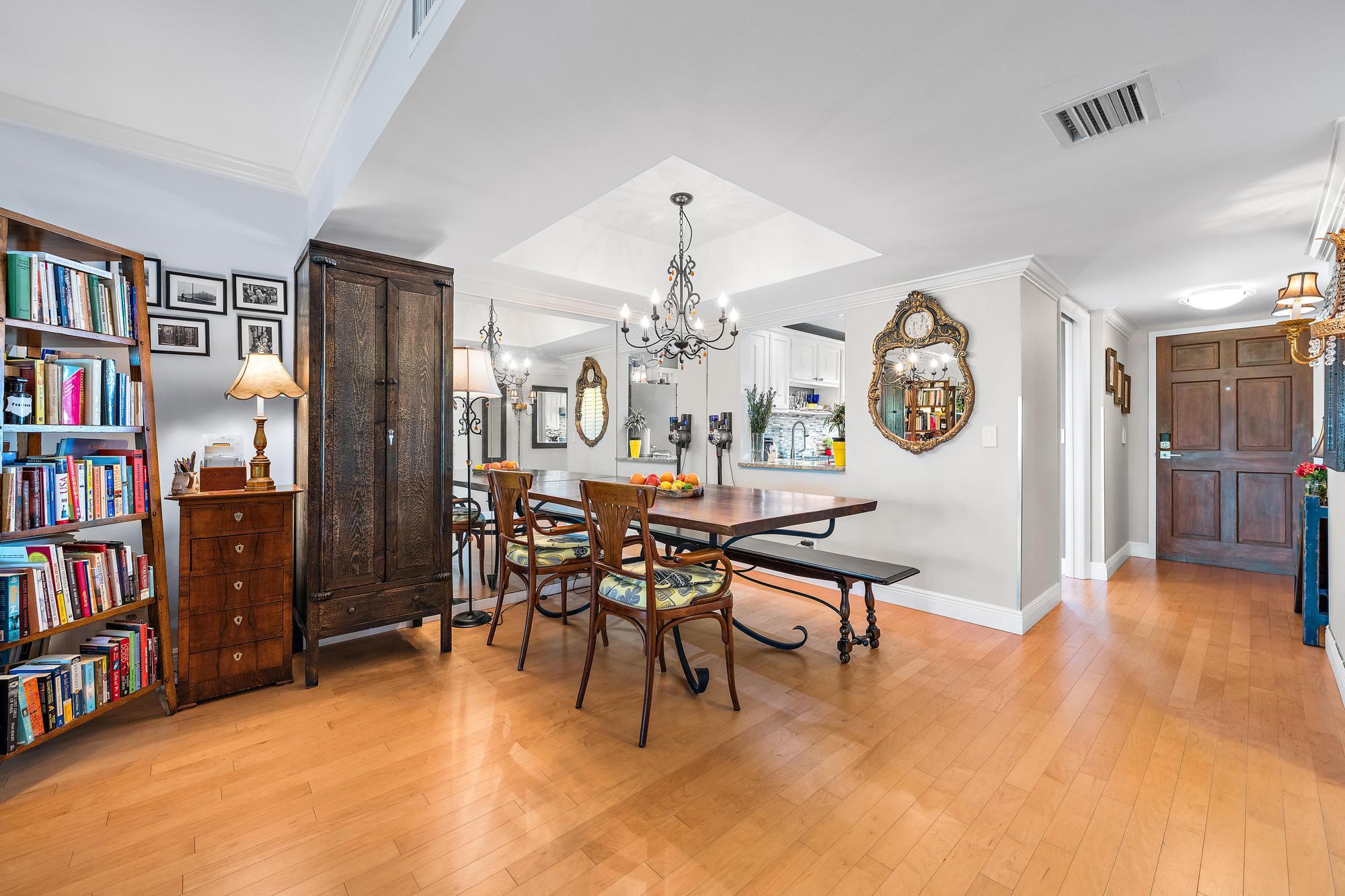 155 Yacht Club #207, North Palm Beach FL 33408