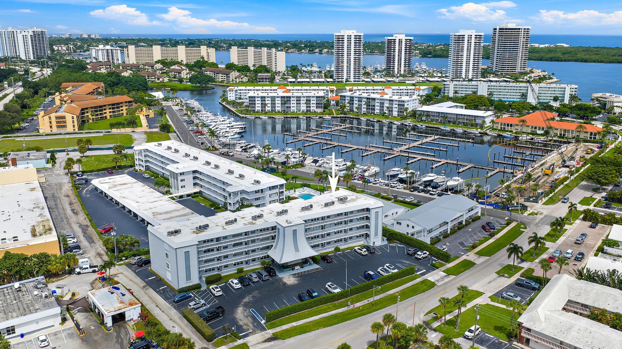 155 Yacht Club #207, North Palm Beach FL 33408