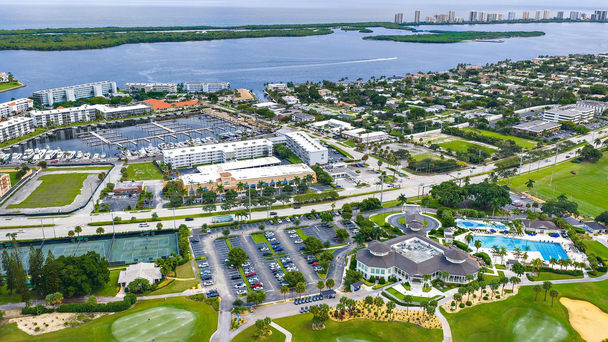 155 Yacht Club #207, North Palm Beach FL 33408