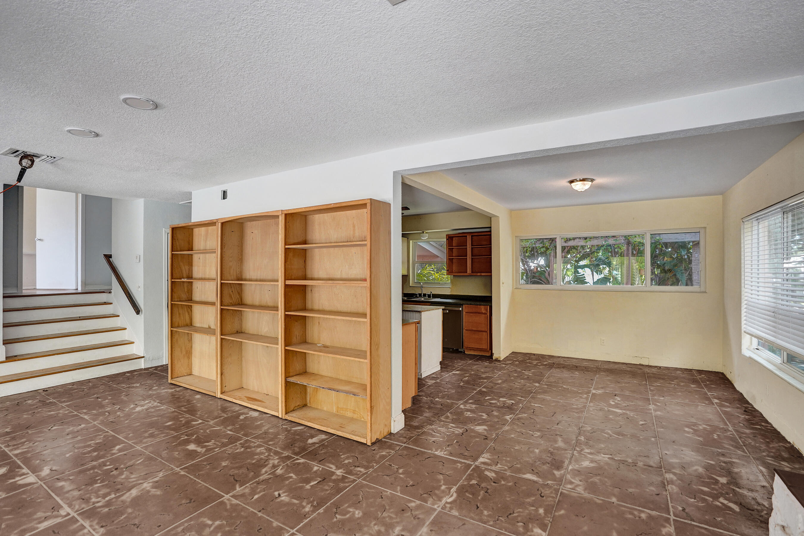 460 SE 18TH, Deerfield Beach FL 33441