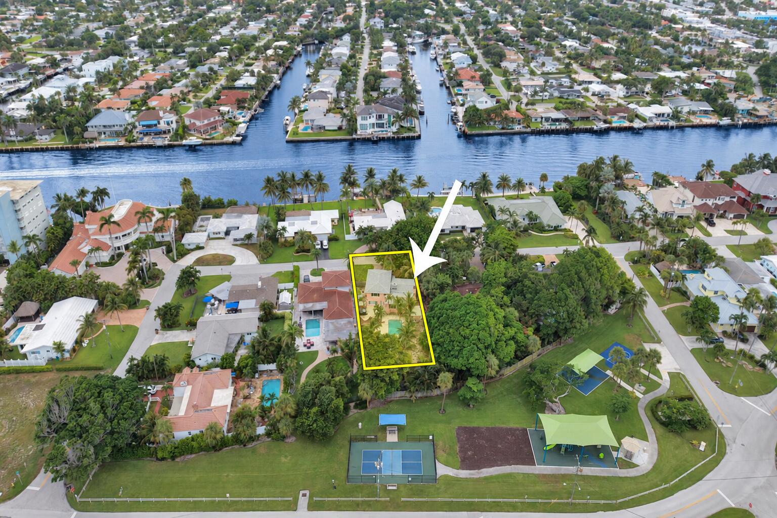 460 SE 18TH, Deerfield Beach FL 33441