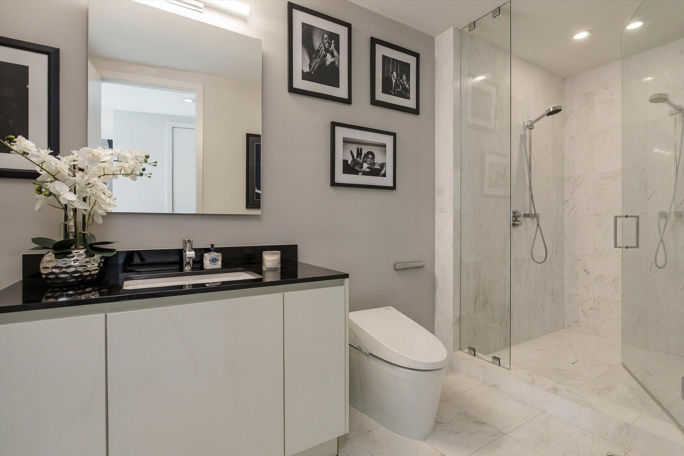18555 Collins #3303, Sunny Isles Beach FL 33160