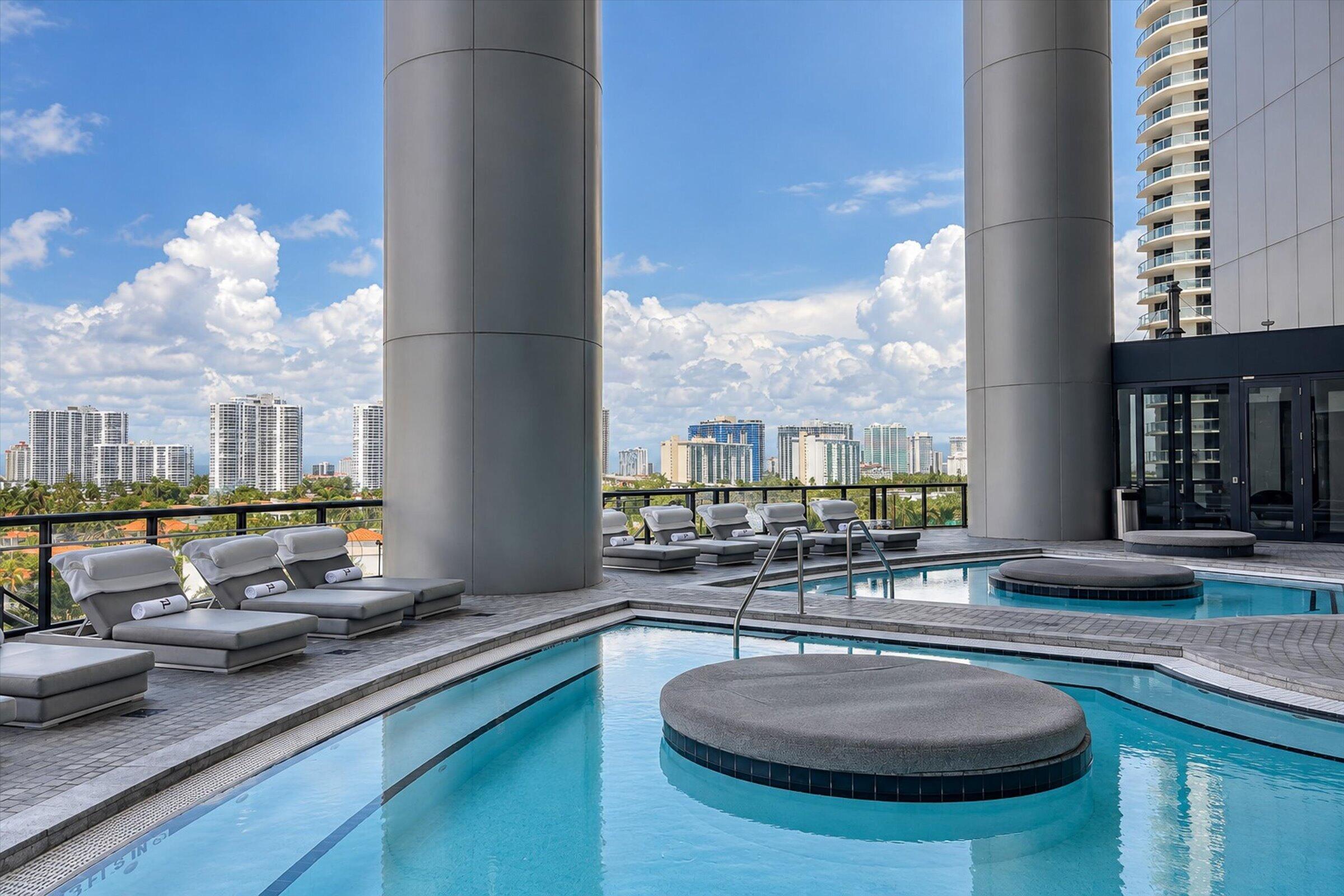 18555 Collins #3303, Sunny Isles Beach FL 33160