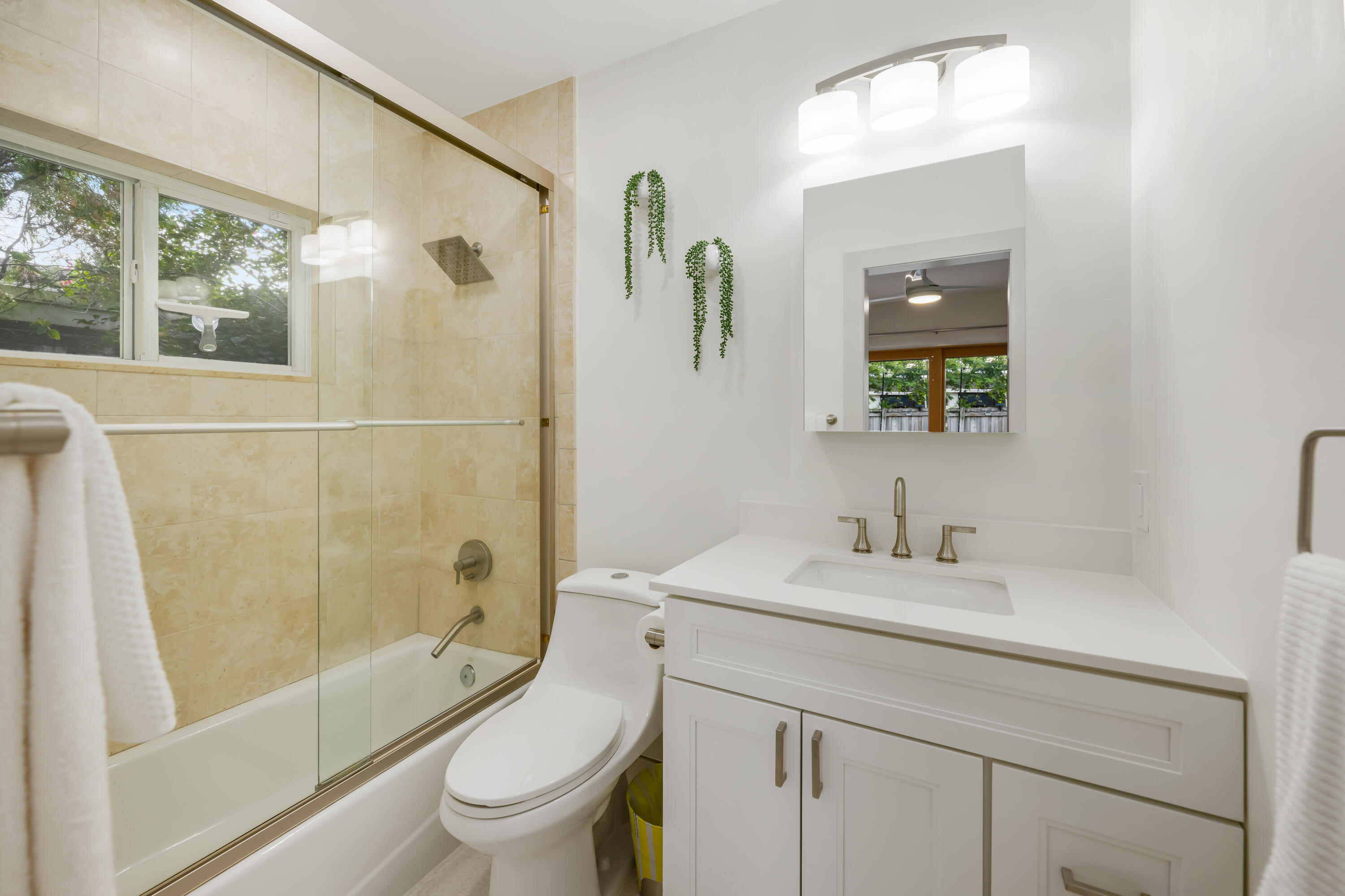1764 NE 16TH, Fort Lauderdale FL 33304