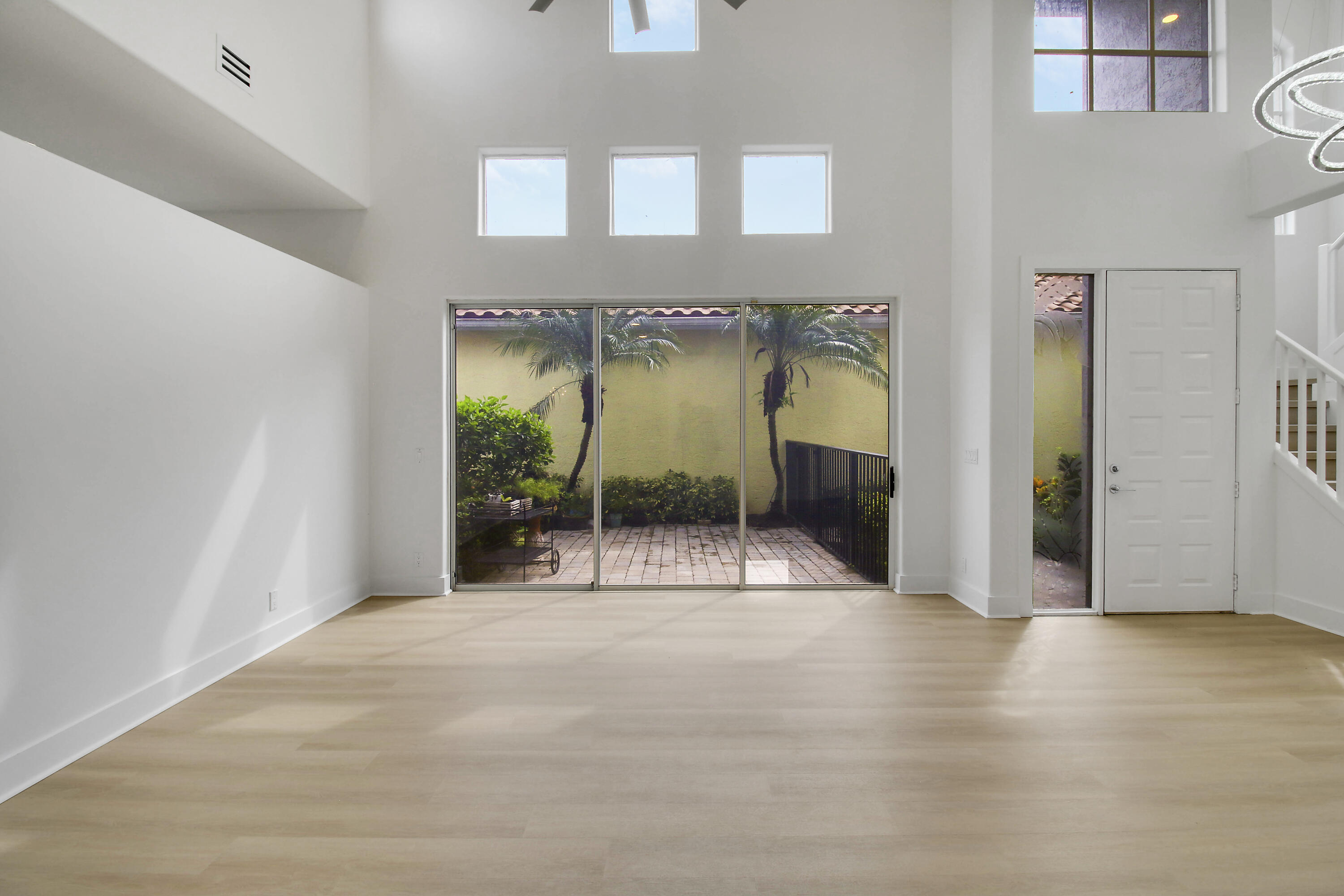 10375 OSPREY, West Palm Beach FL 33412