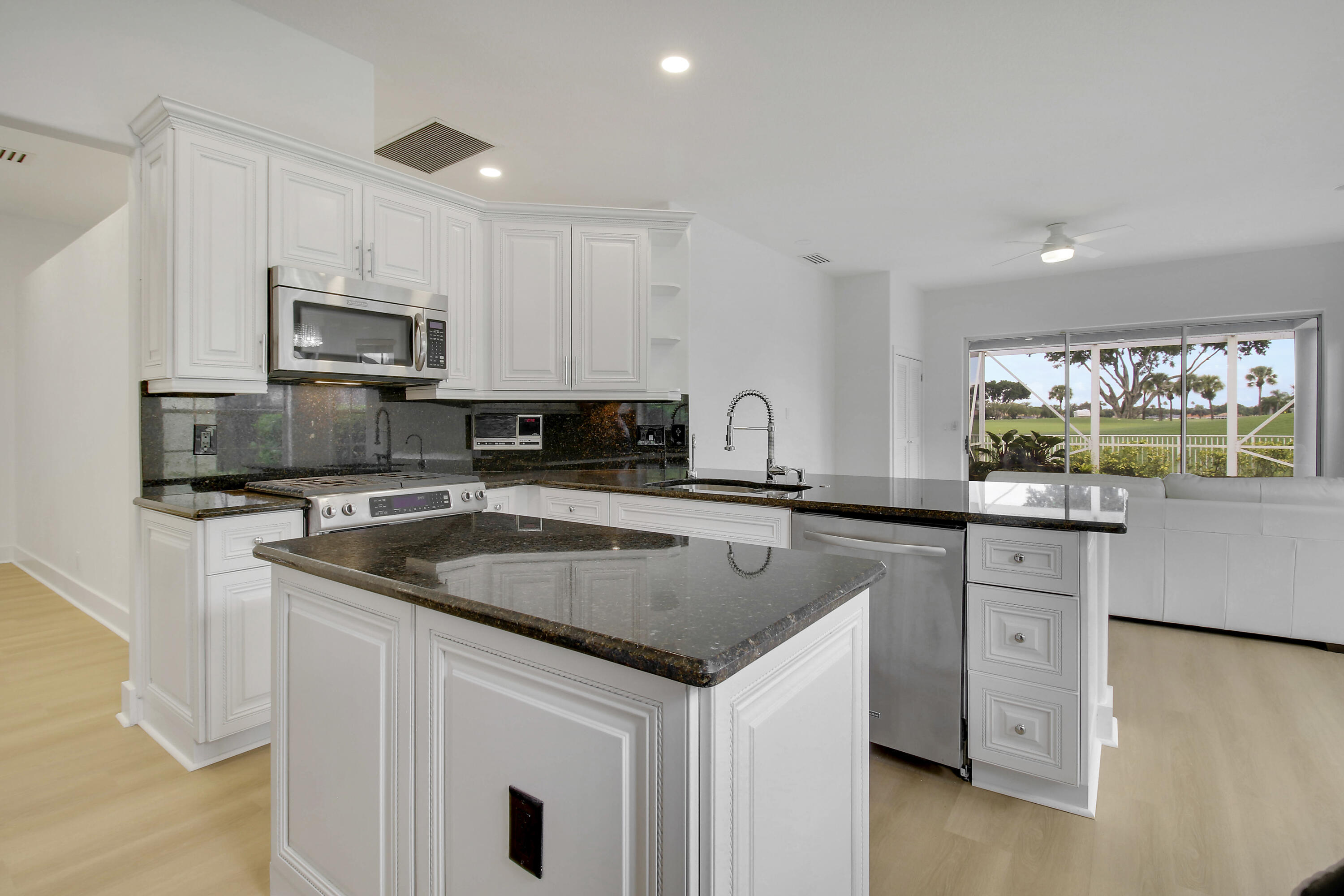10375 OSPREY, West Palm Beach FL 33412