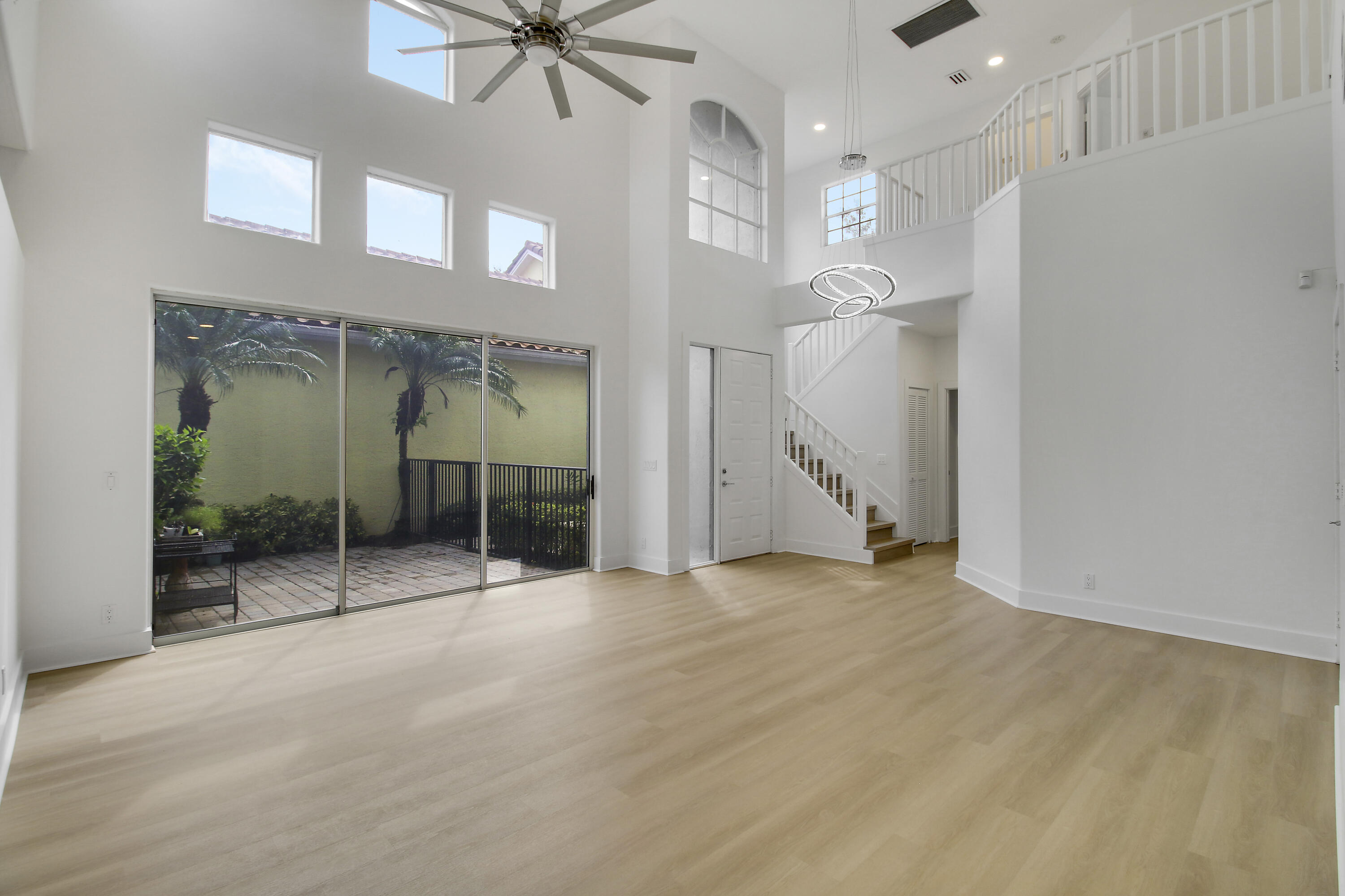 10375 OSPREY, West Palm Beach FL 33412