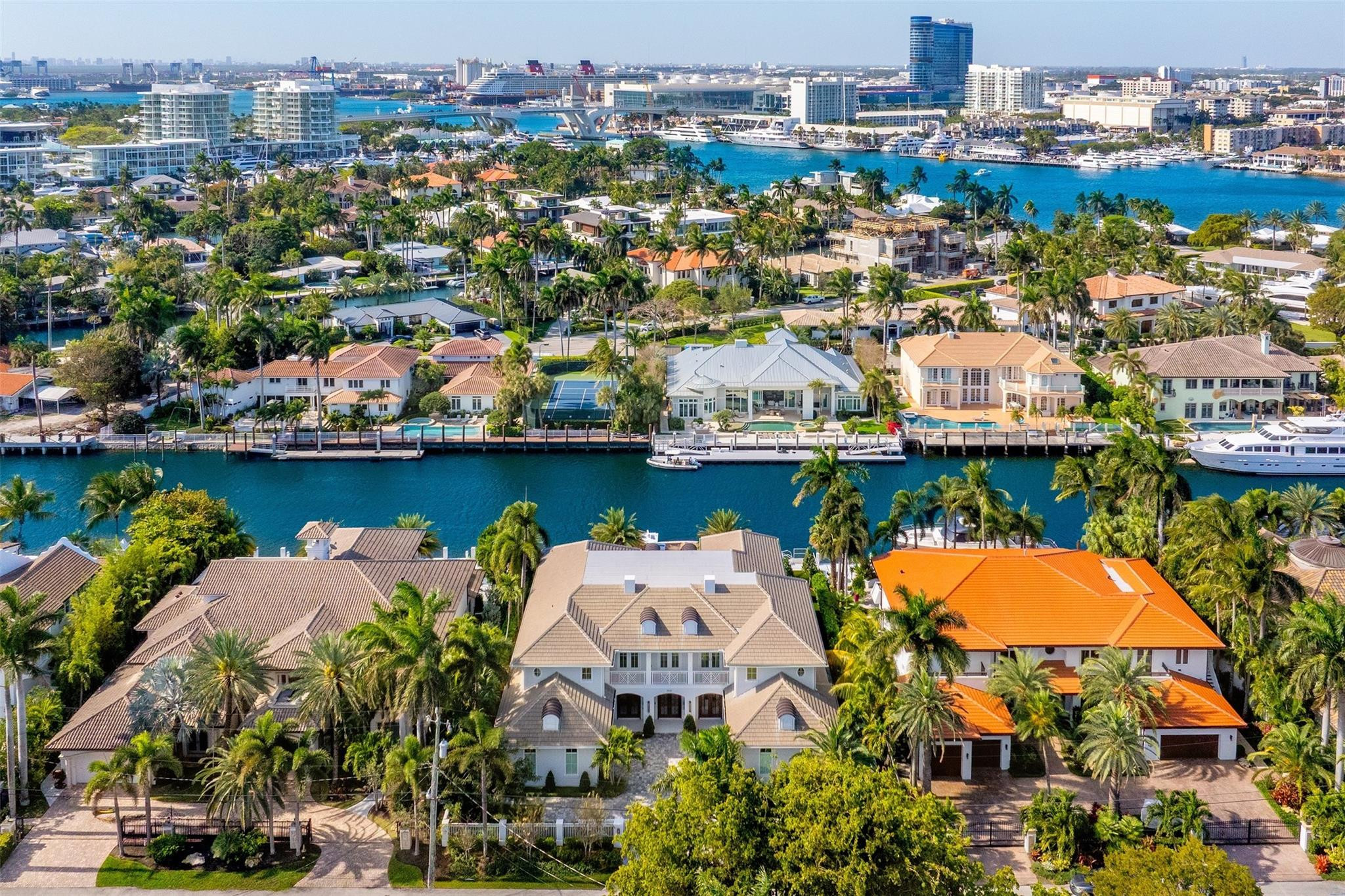 2520 DEL LAGO, Fort Lauderdale FL 33316