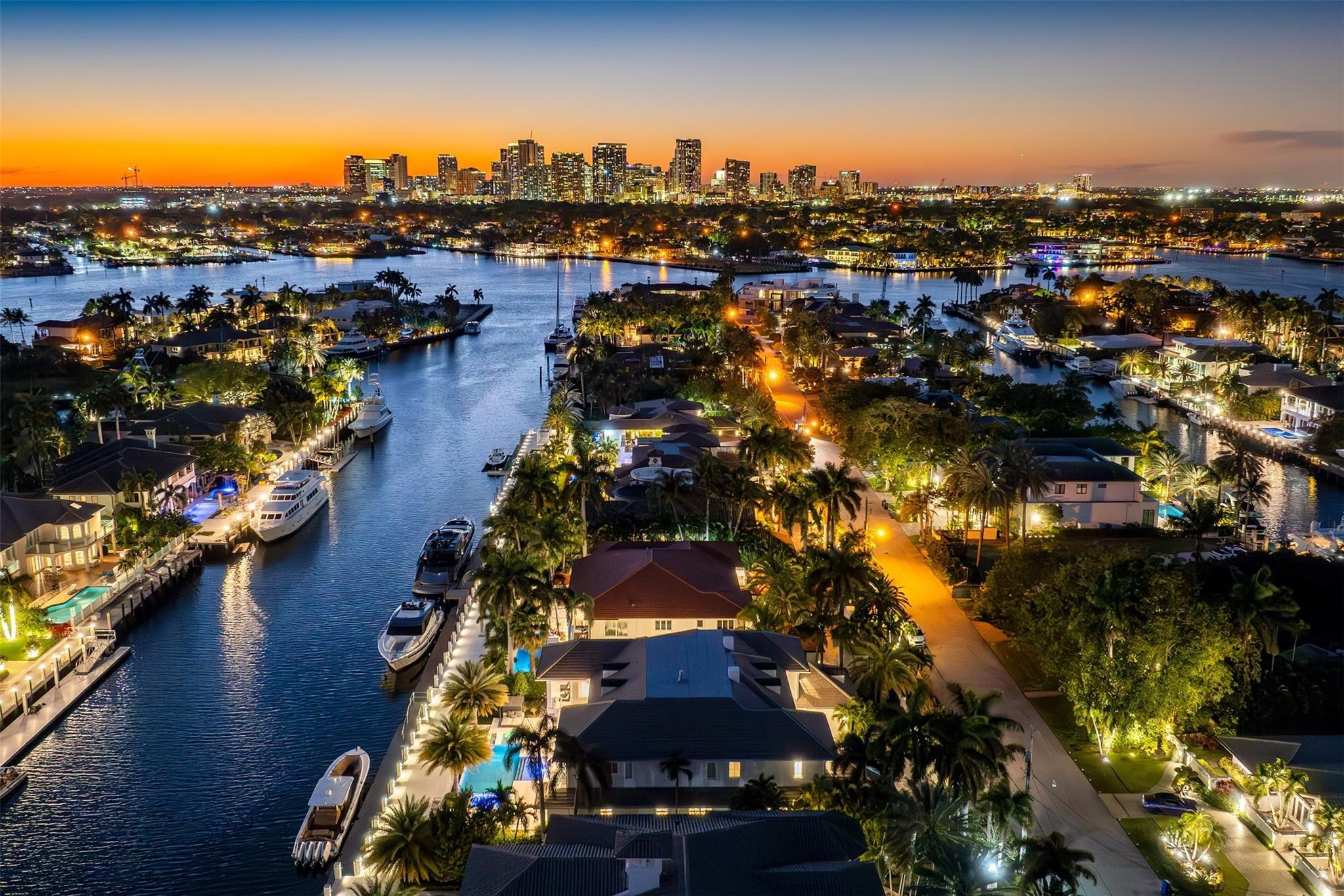 2520 DEL LAGO, Fort Lauderdale FL 33316