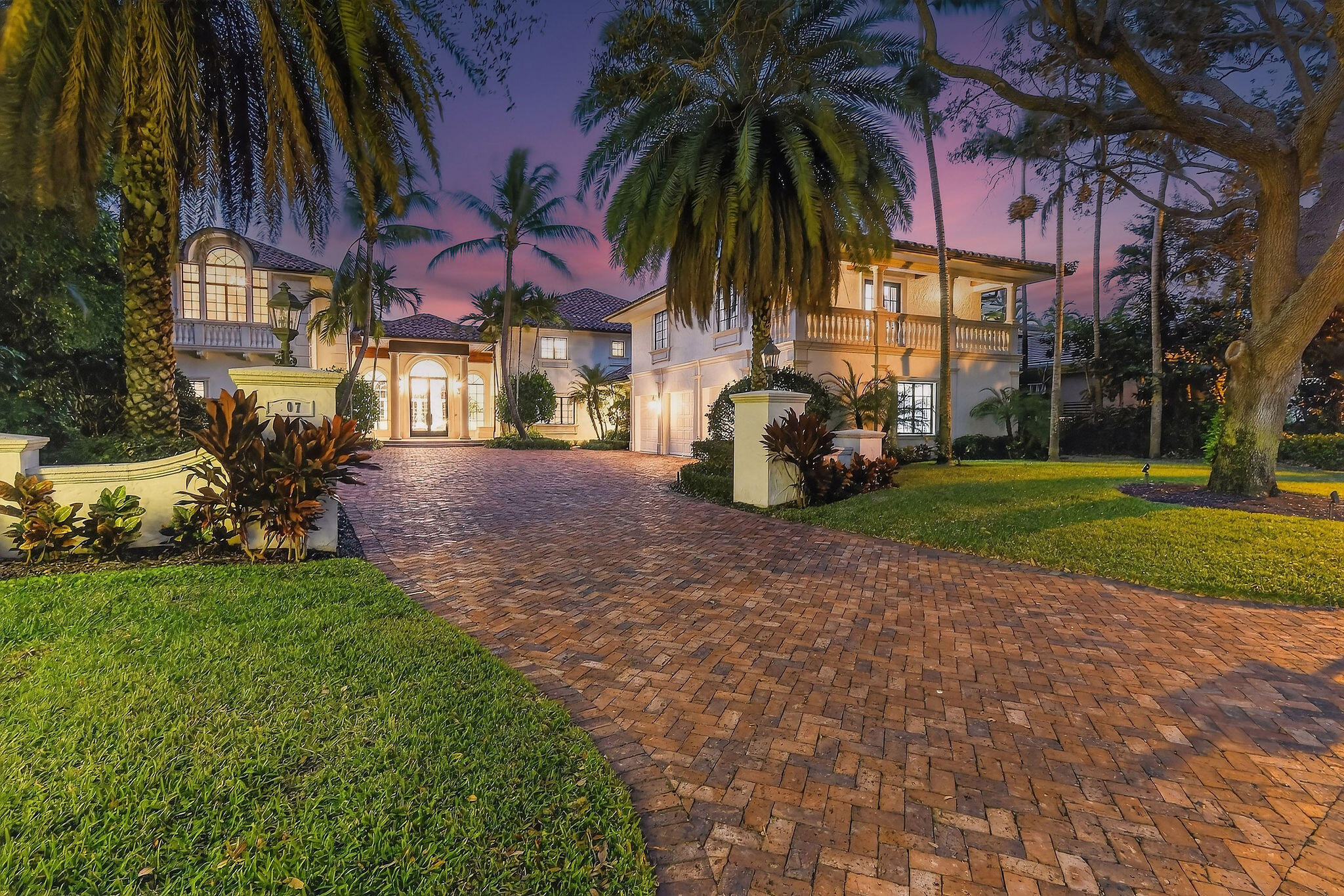 107 Schooner, Jupiter FL 33477