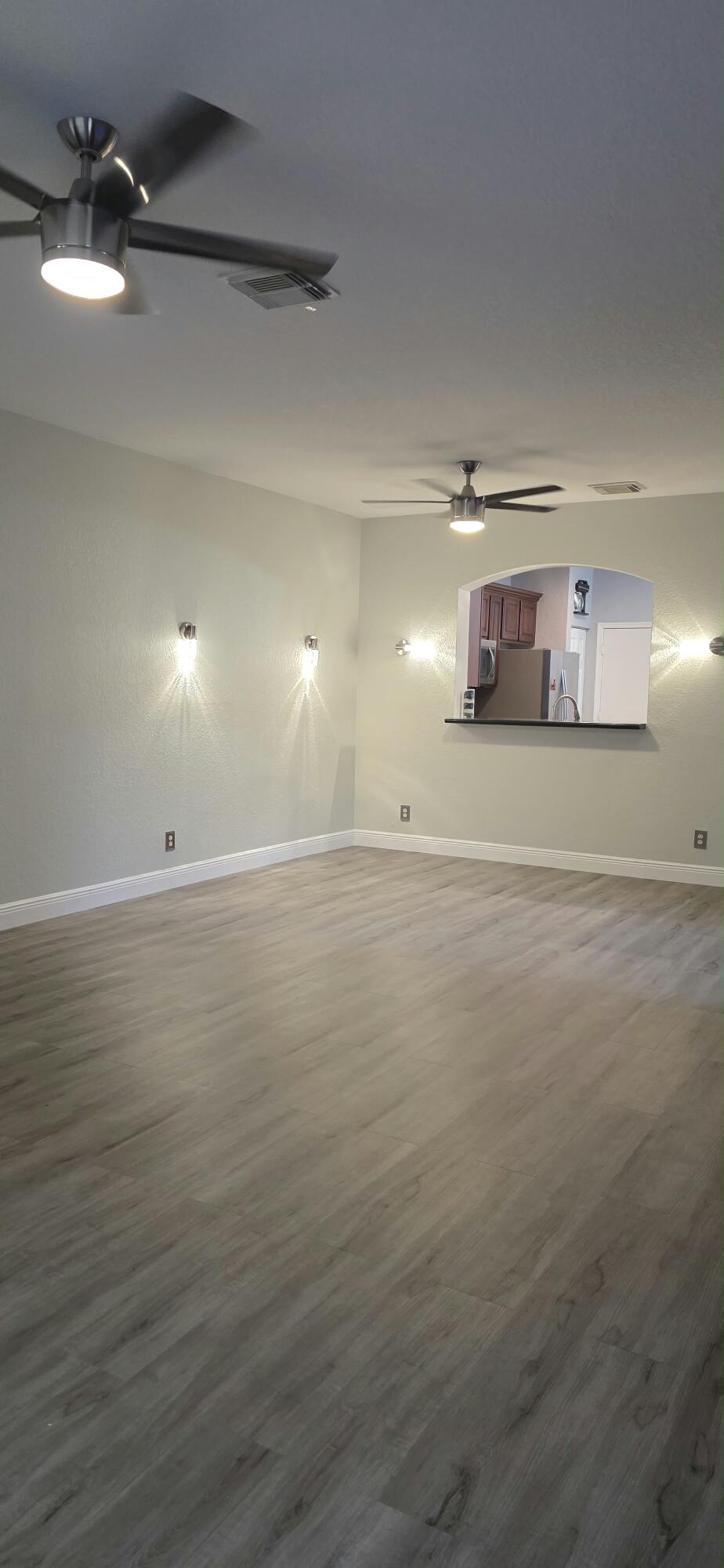 2370 Center Stone, Riviera Beach FL 33404