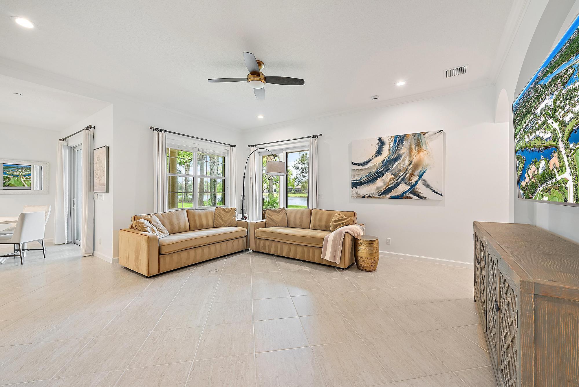 115 Tresana #35, Jupiter FL 33478