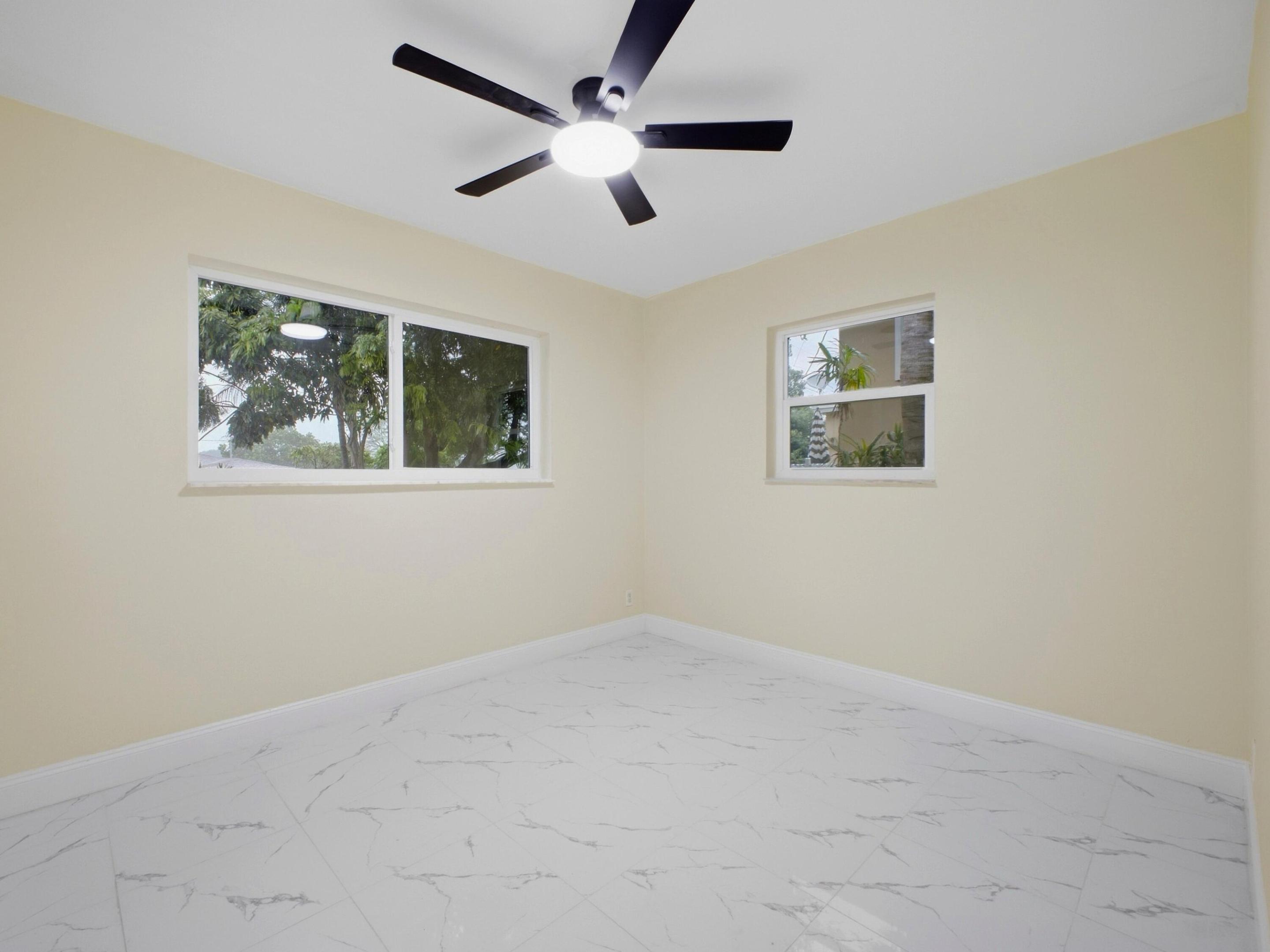 1421 Crest, Lake Worth FL 33461