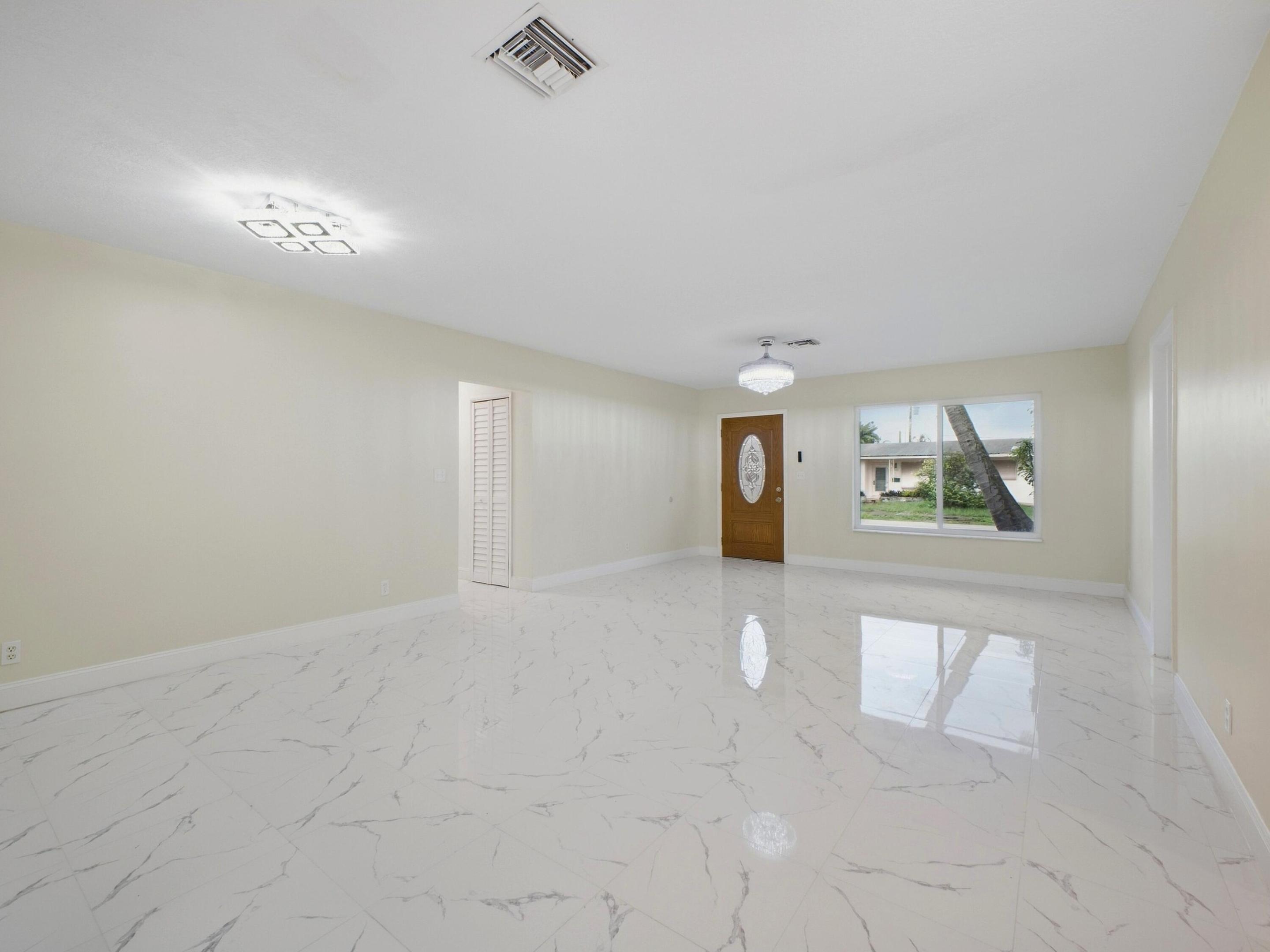 1421 Crest, Lake Worth FL 33461