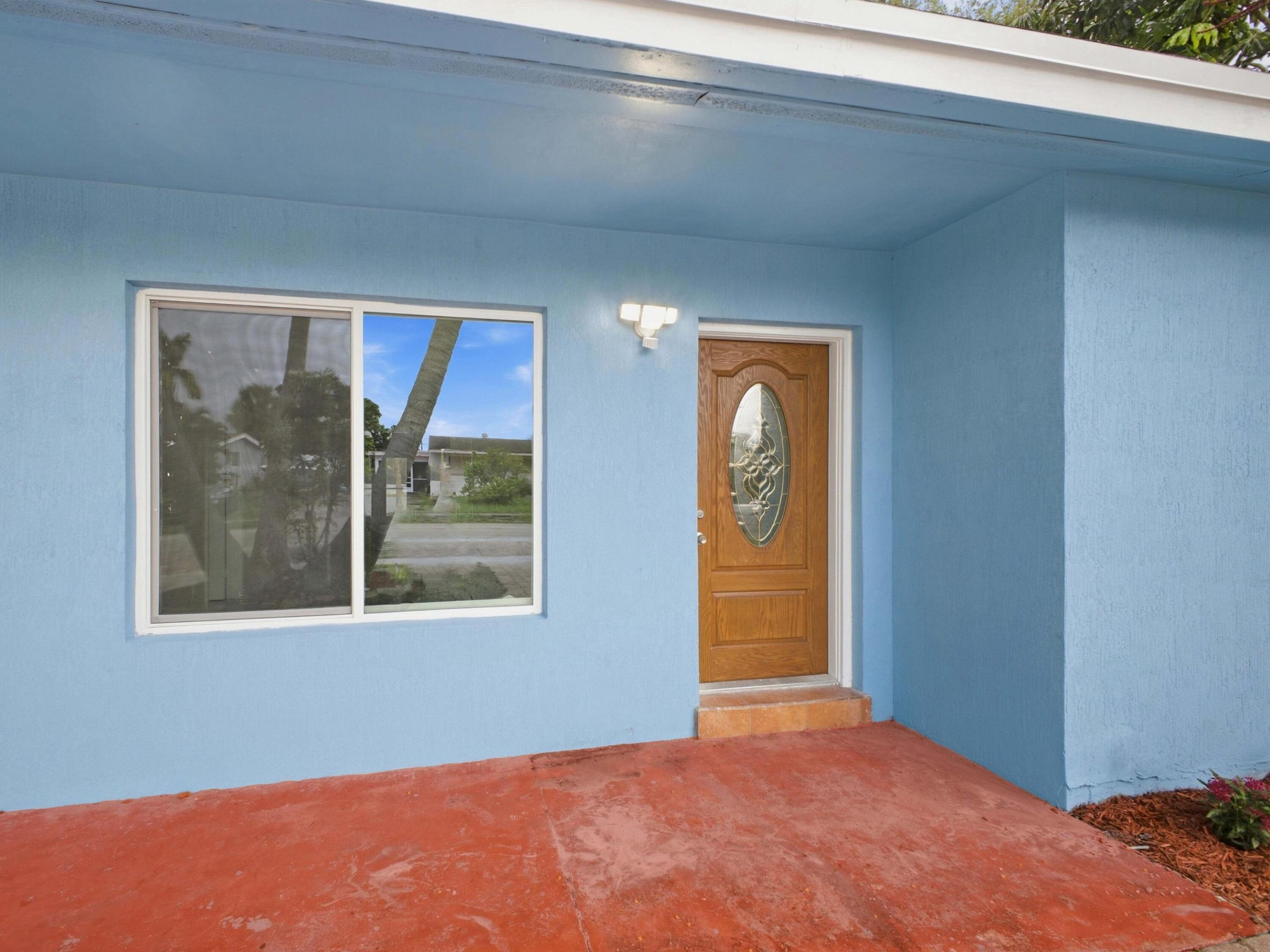 1421 Crest, Lake Worth FL 33461