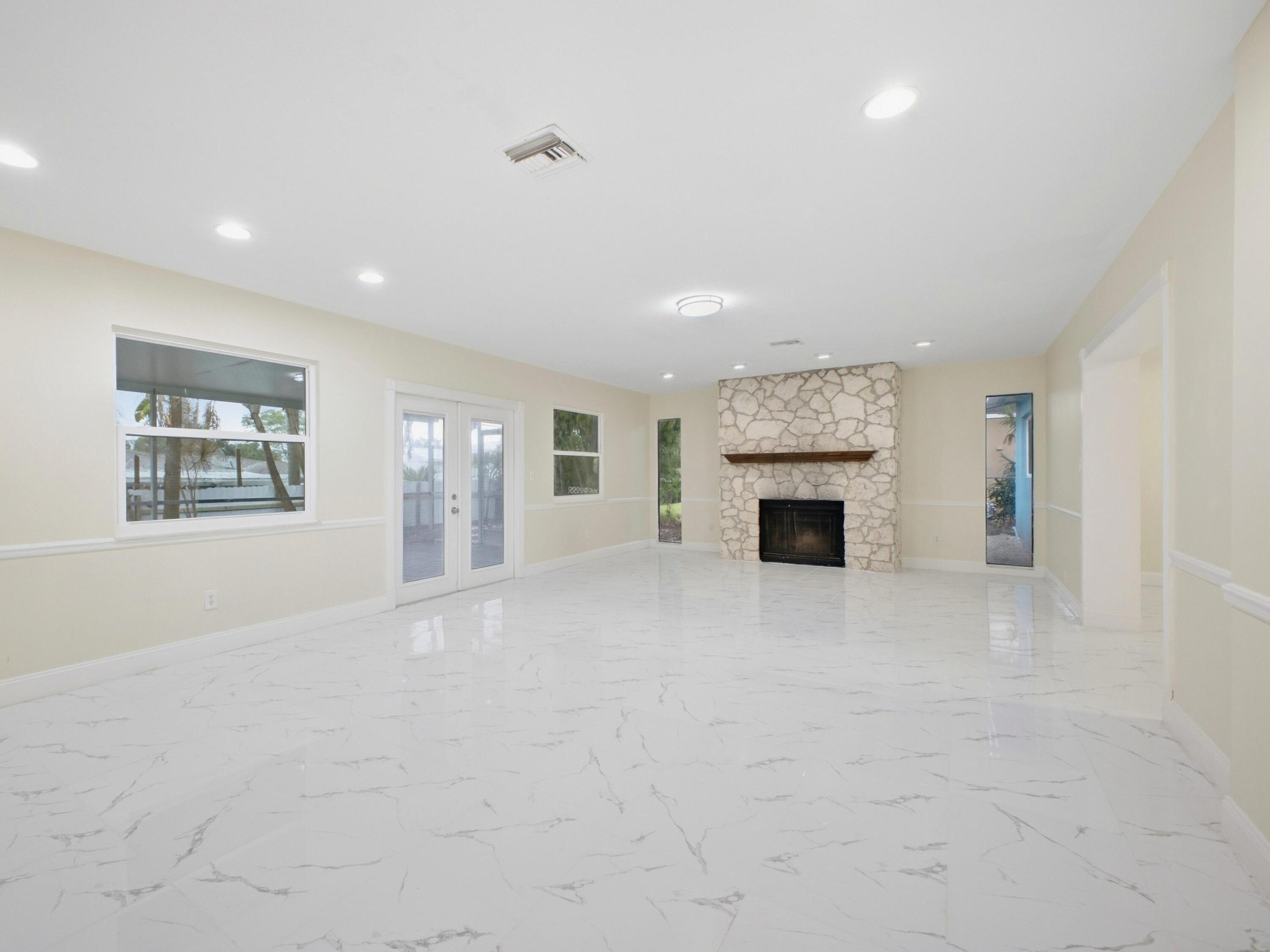 1421 Crest, Lake Worth FL 33461