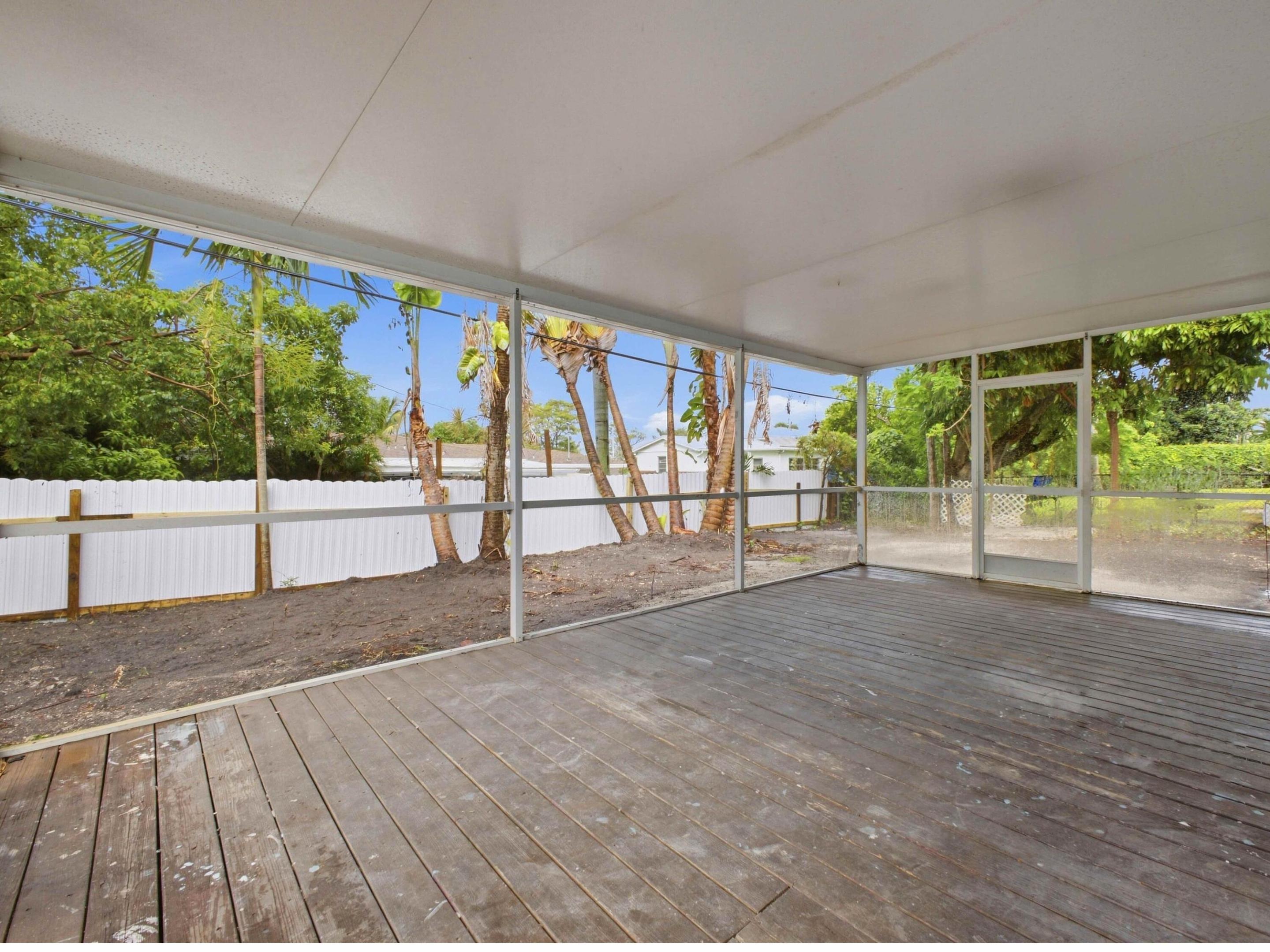 1421 Crest, Lake Worth FL 33461