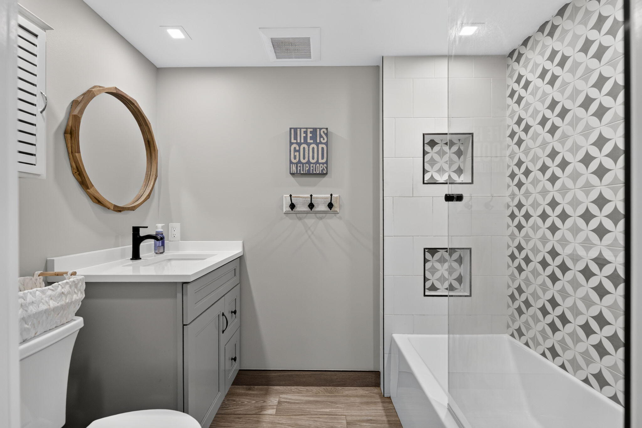 1200 Marine #803B, North Palm Beach FL 33408