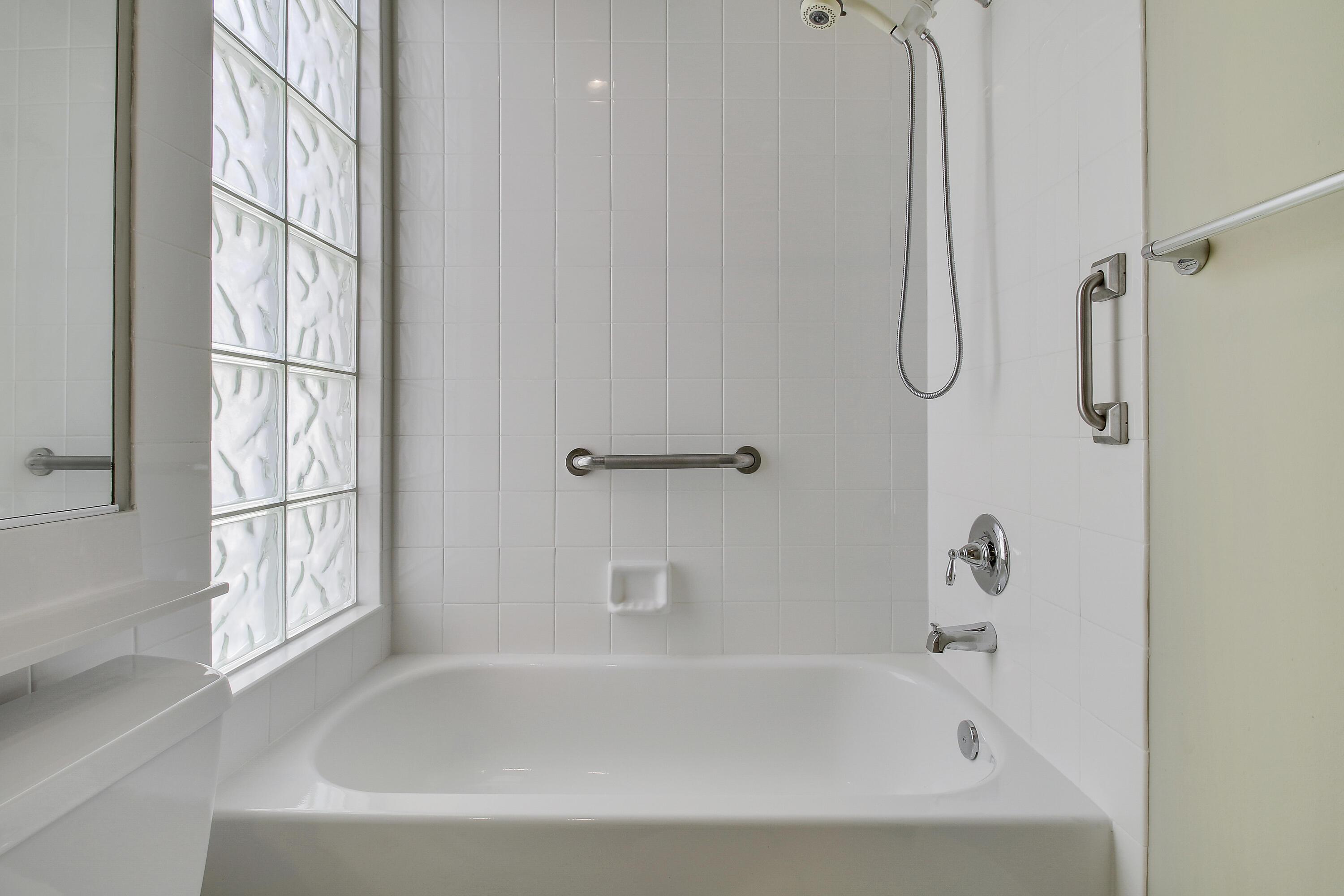 4718 Dovehill, Palm Beach Gardens FL 33418