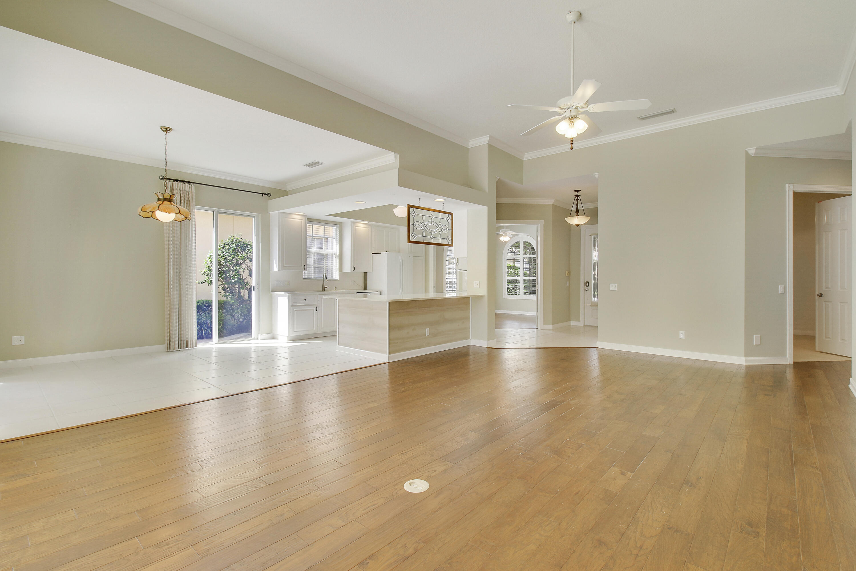 4718 Dovehill, Palm Beach Gardens FL 33418