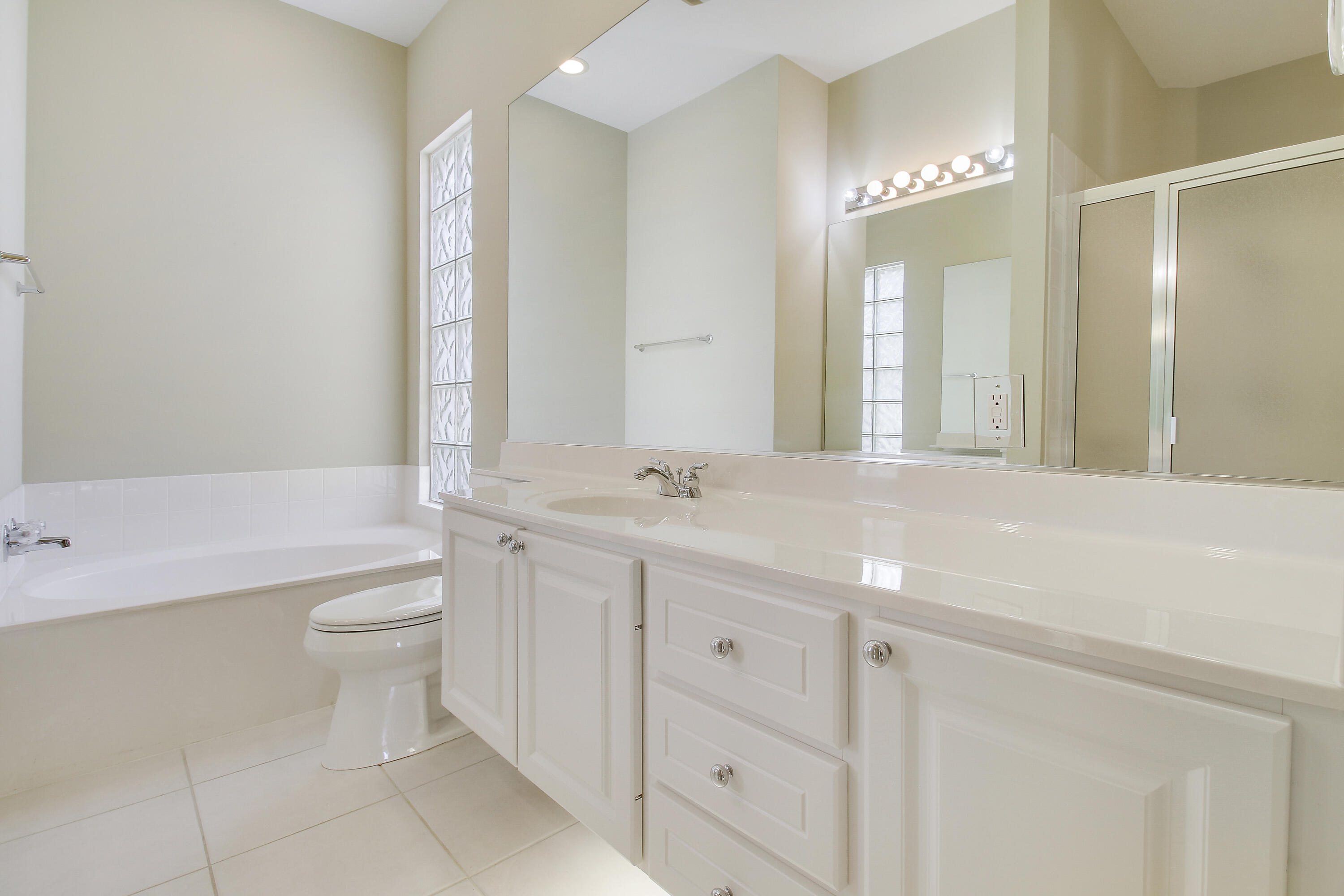 4718 Dovehill, Palm Beach Gardens FL 33418