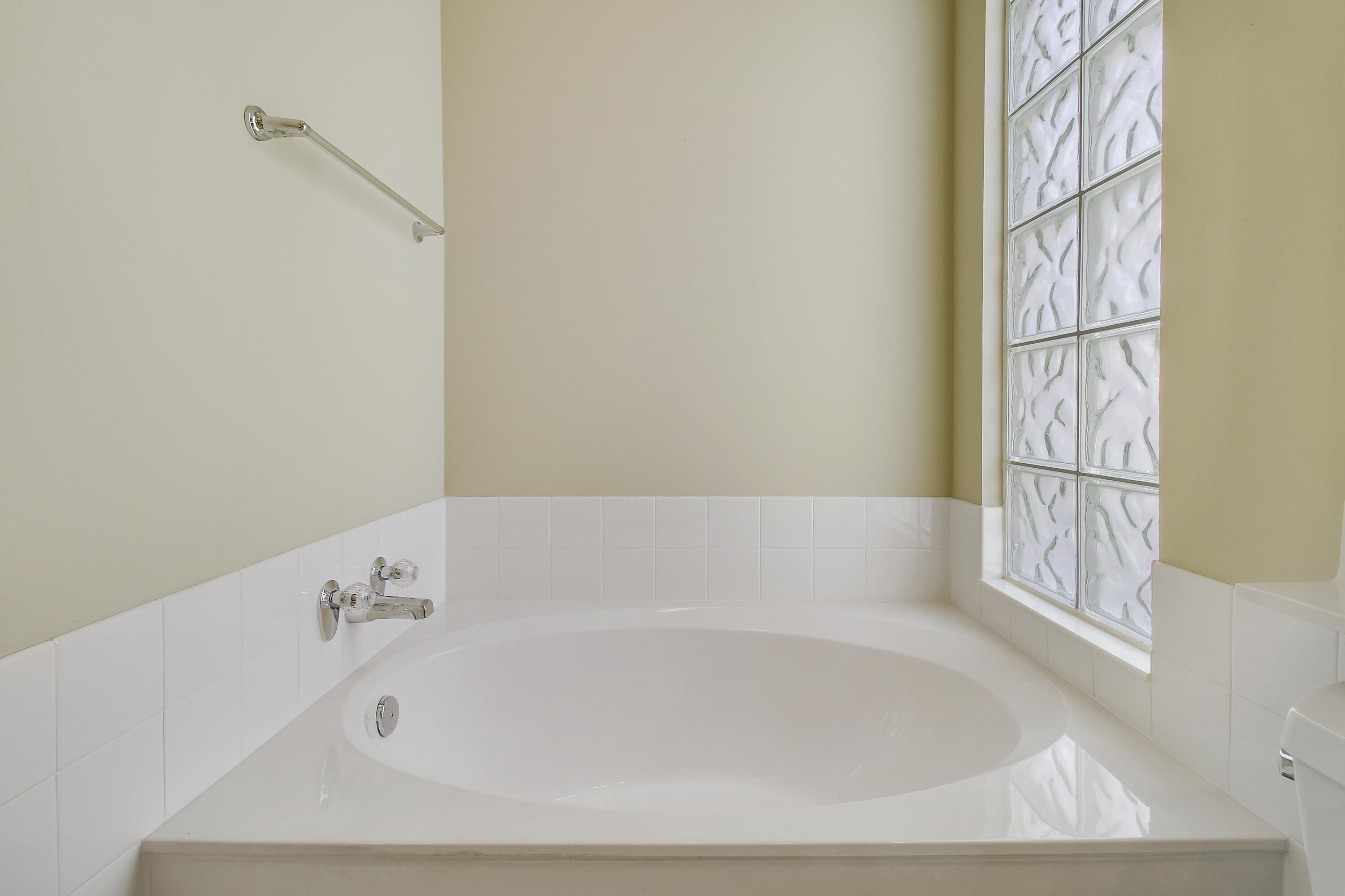 4718 Dovehill, Palm Beach Gardens FL 33418