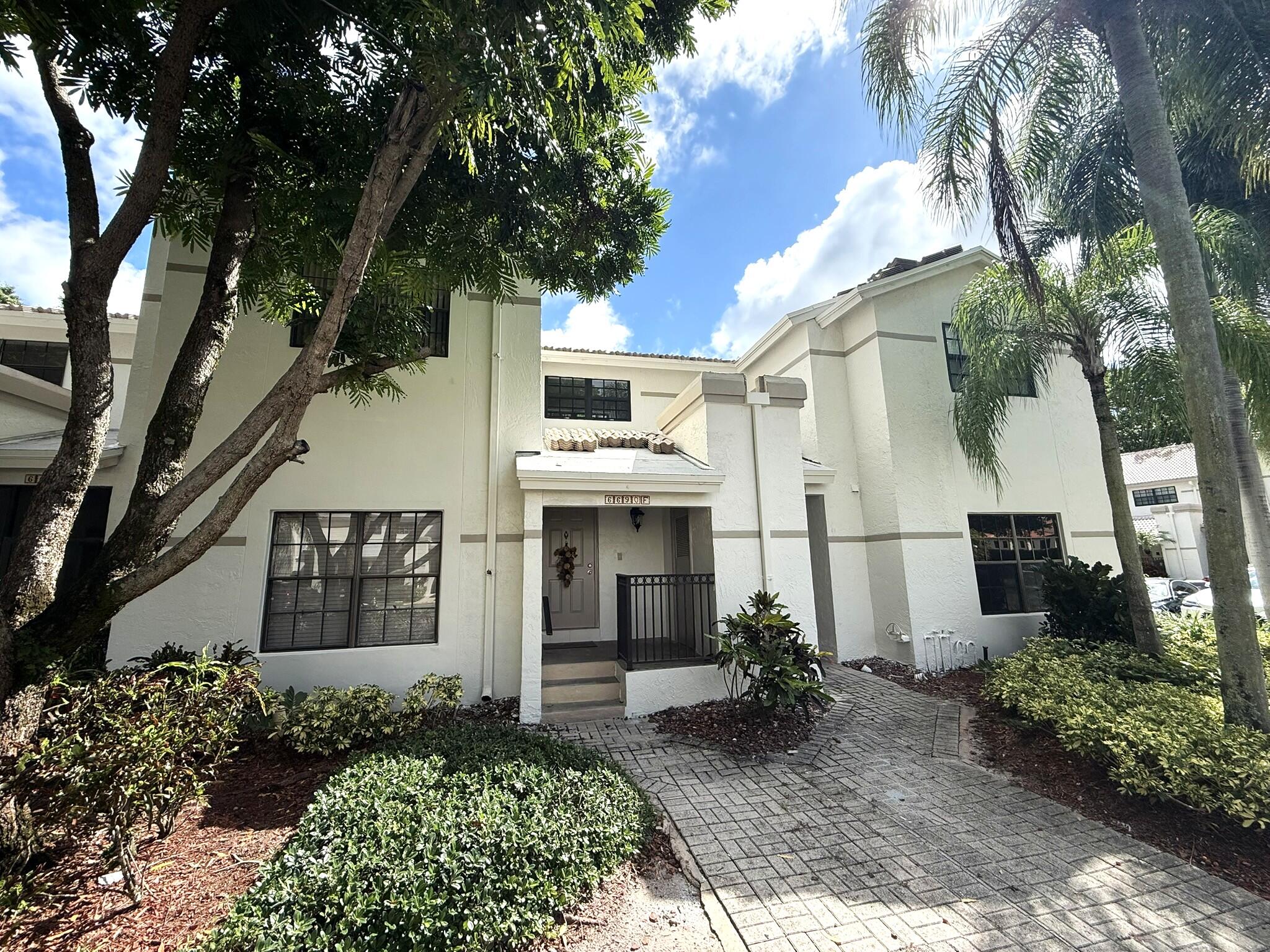 6690 Montego Bay #F, Boca Raton FL 33433