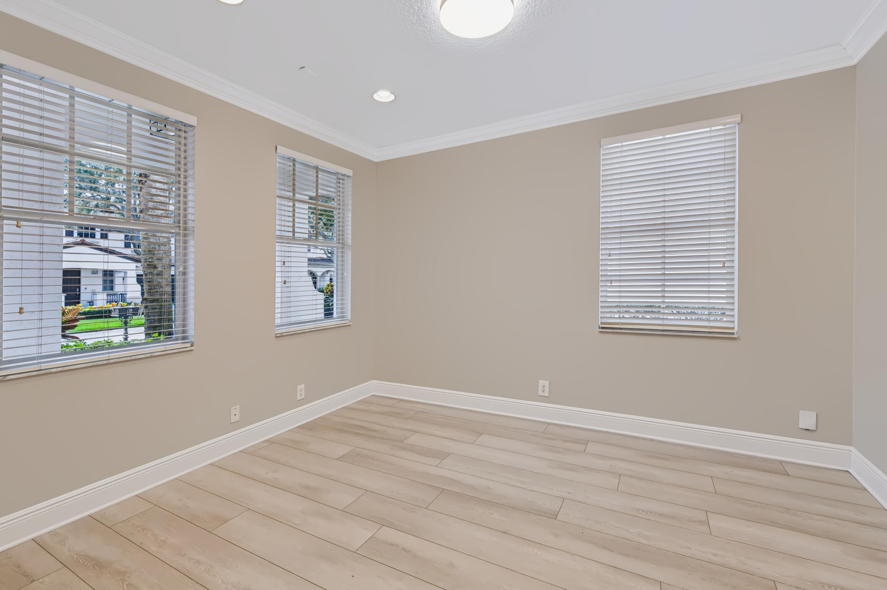 379 Columbus, Palm Beach Gardens FL 33410