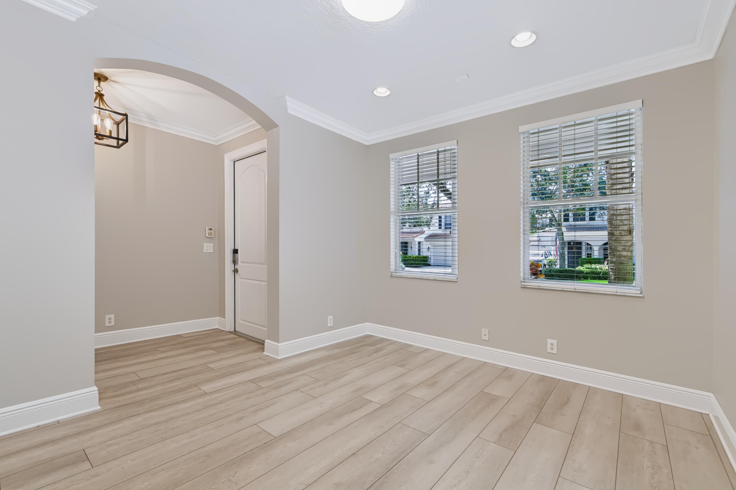 379 Columbus, Palm Beach Gardens FL 33410