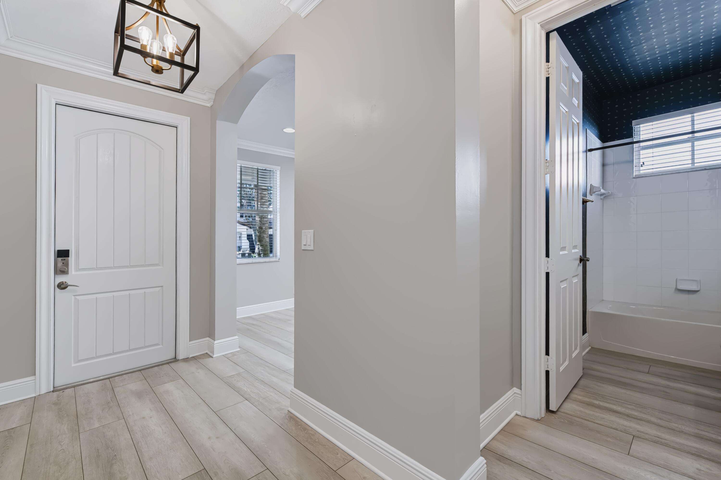 379 Columbus, Palm Beach Gardens FL 33410