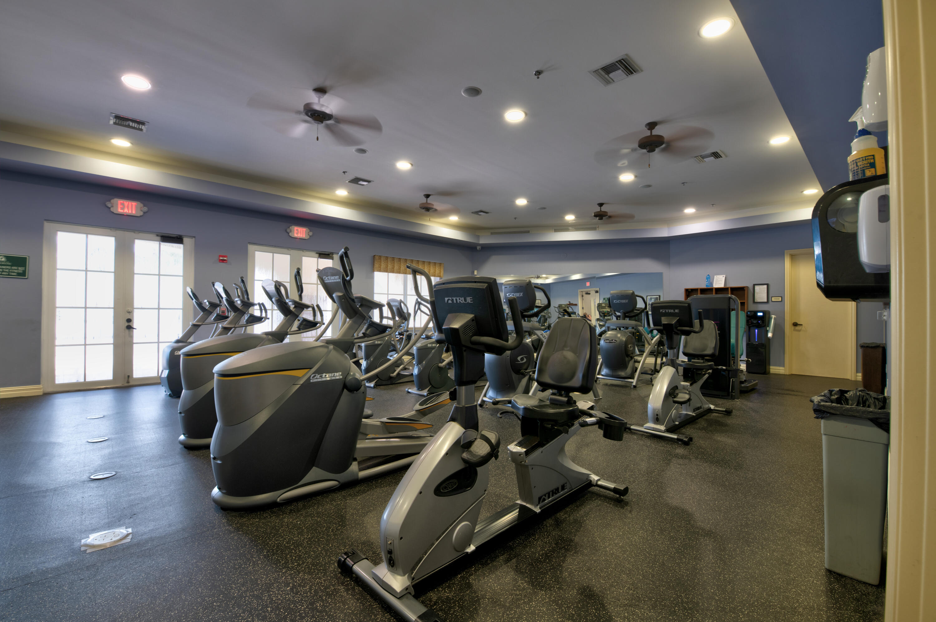 379 Columbus, Palm Beach Gardens FL 33410