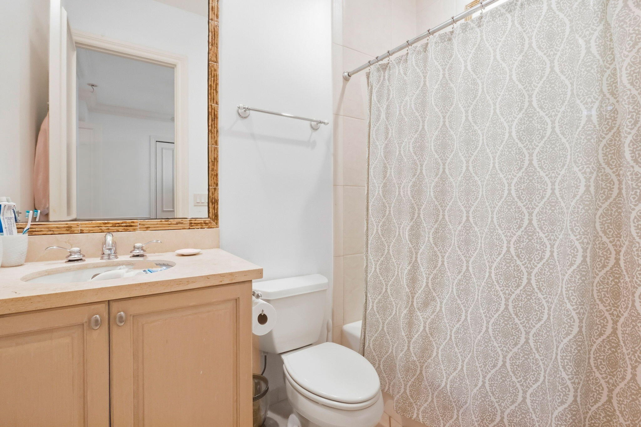 17578 Middlebrook, Boca Raton FL 33496