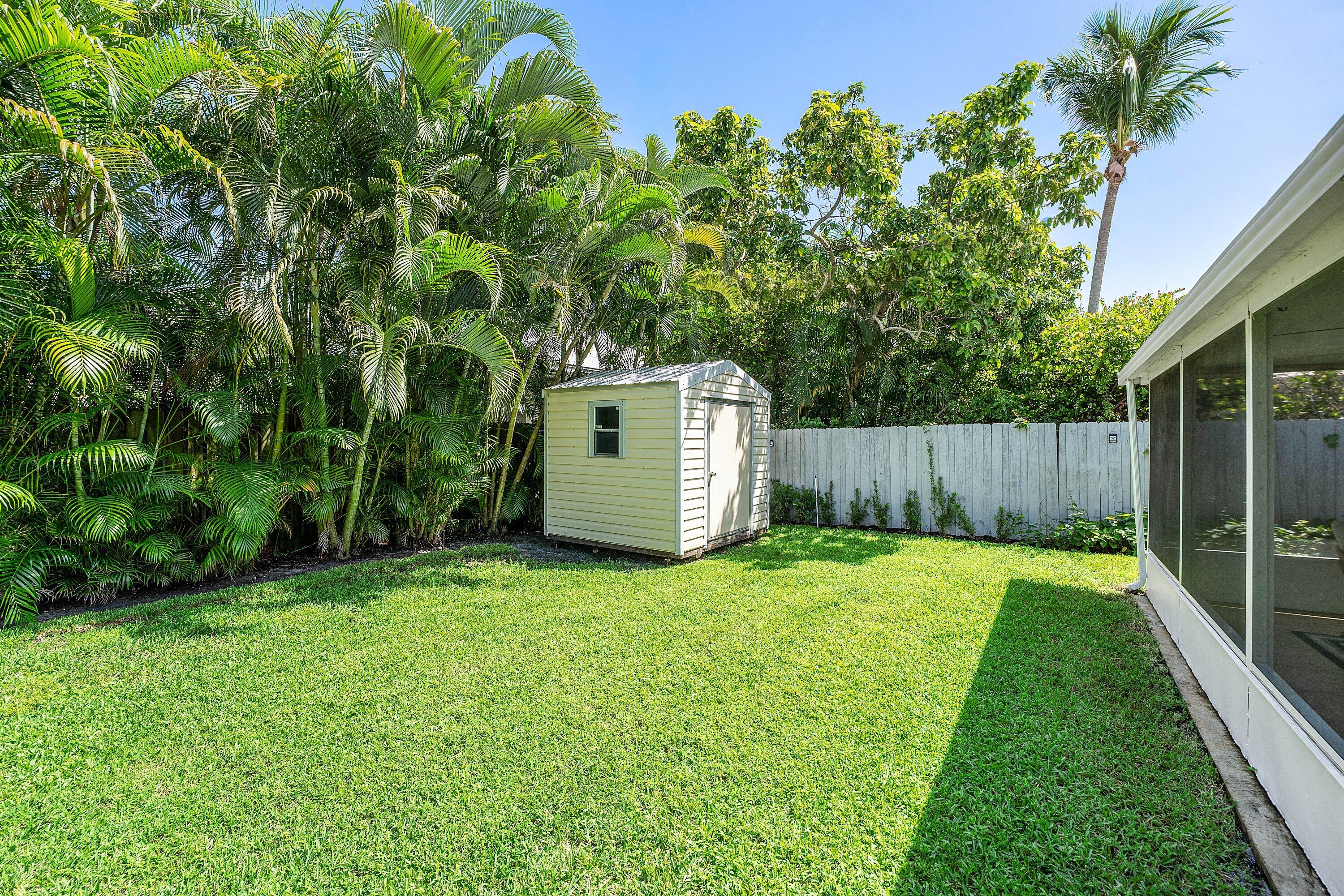 233 LAKE, Delray Beach FL 33444