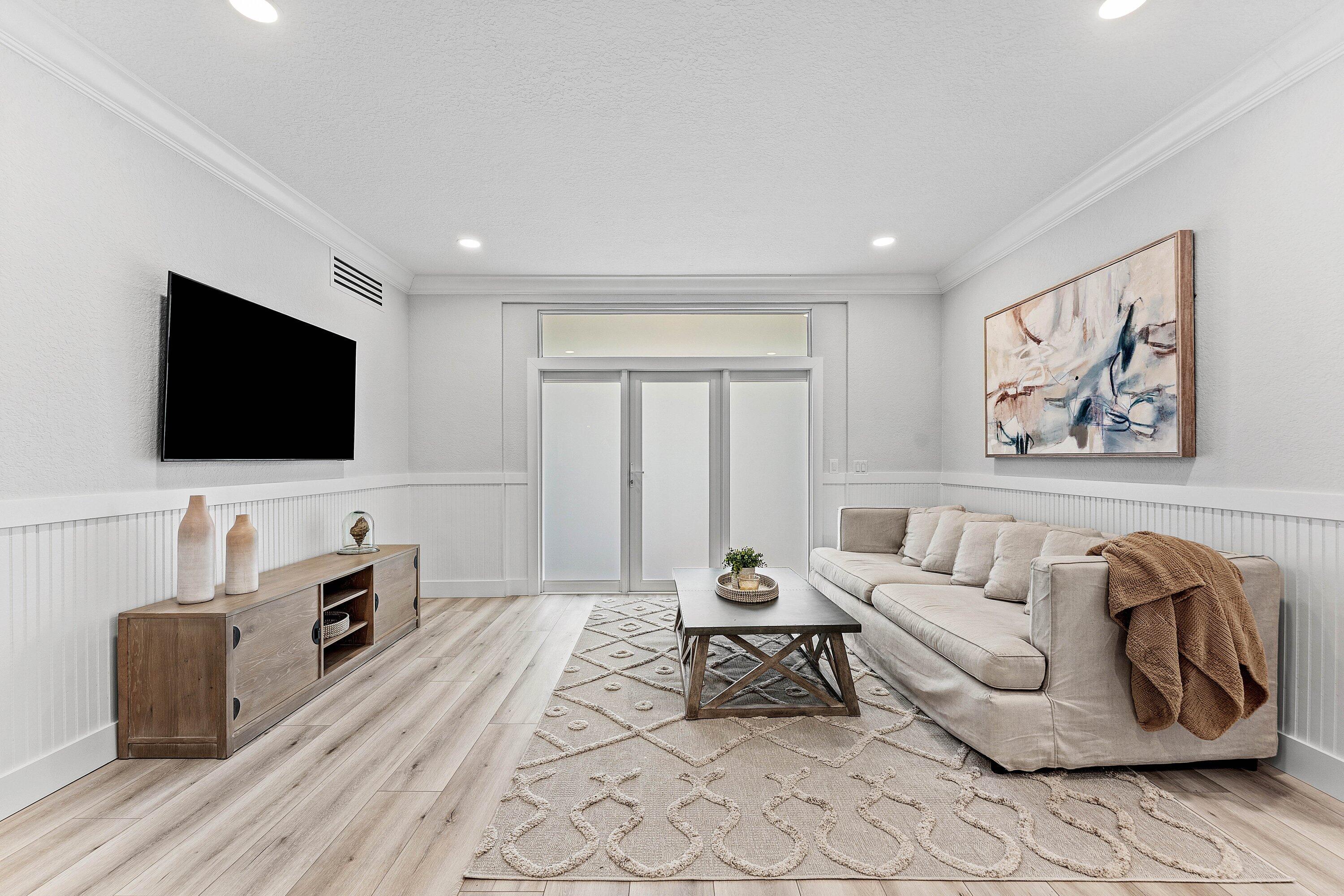 233 LAKE, Delray Beach FL 33444