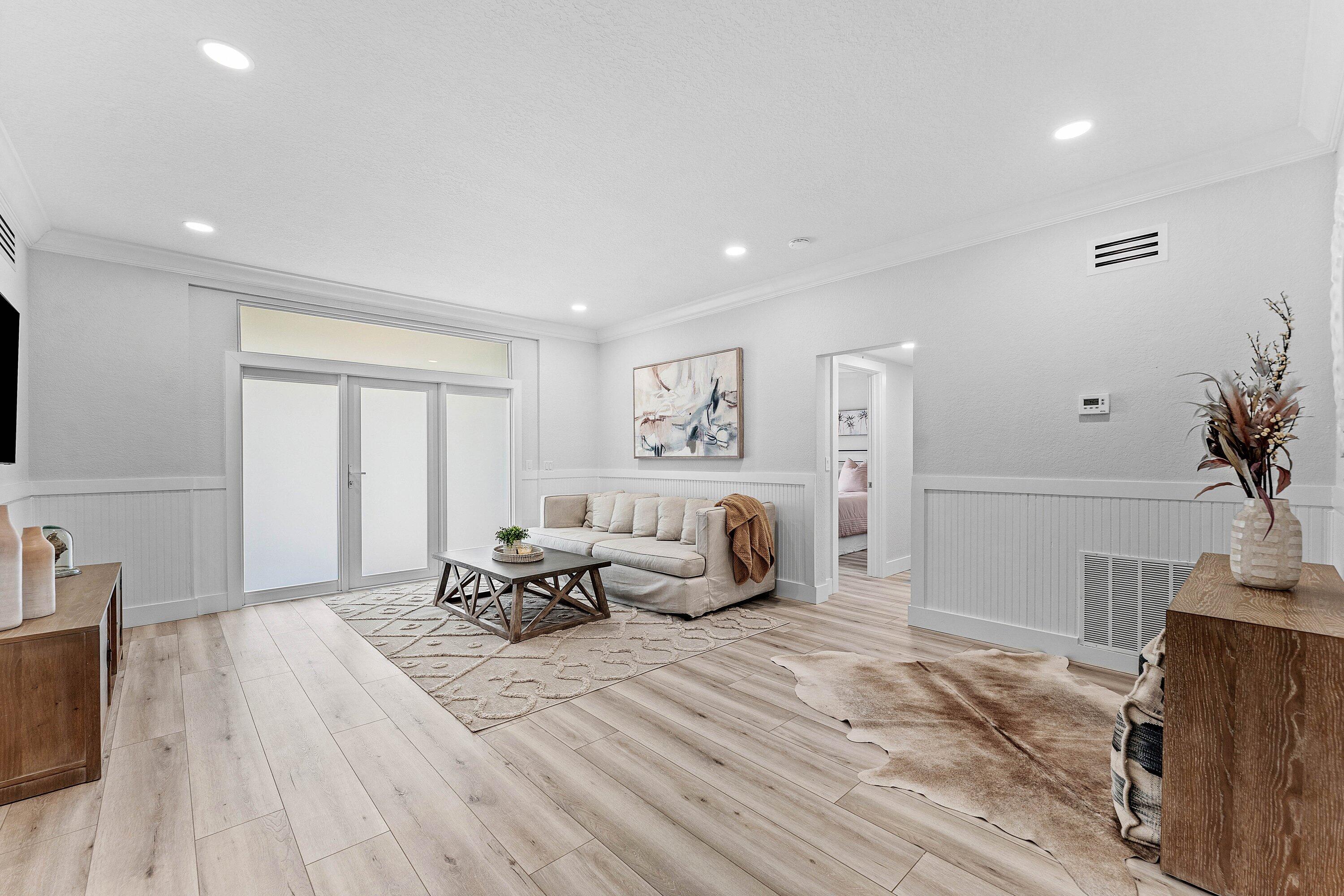 233 LAKE, Delray Beach FL 33444