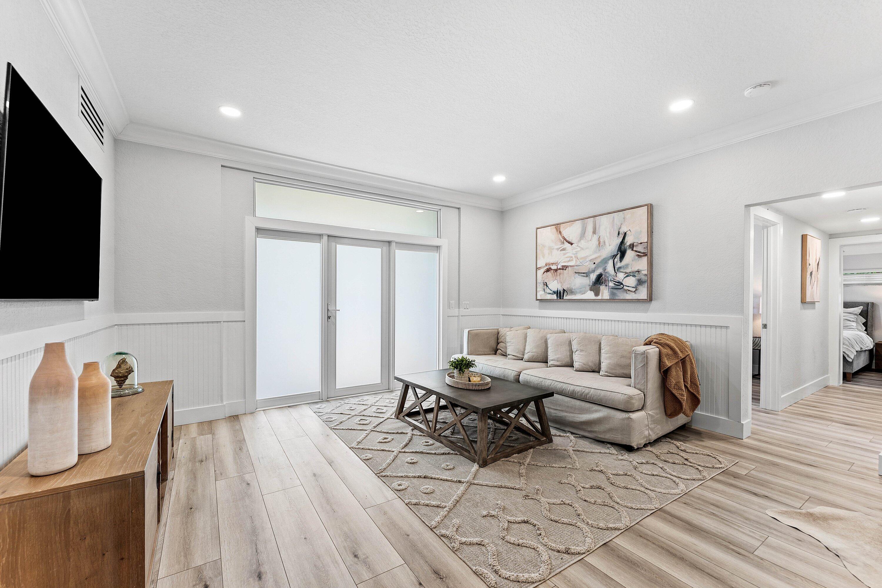 233 LAKE, Delray Beach FL 33444