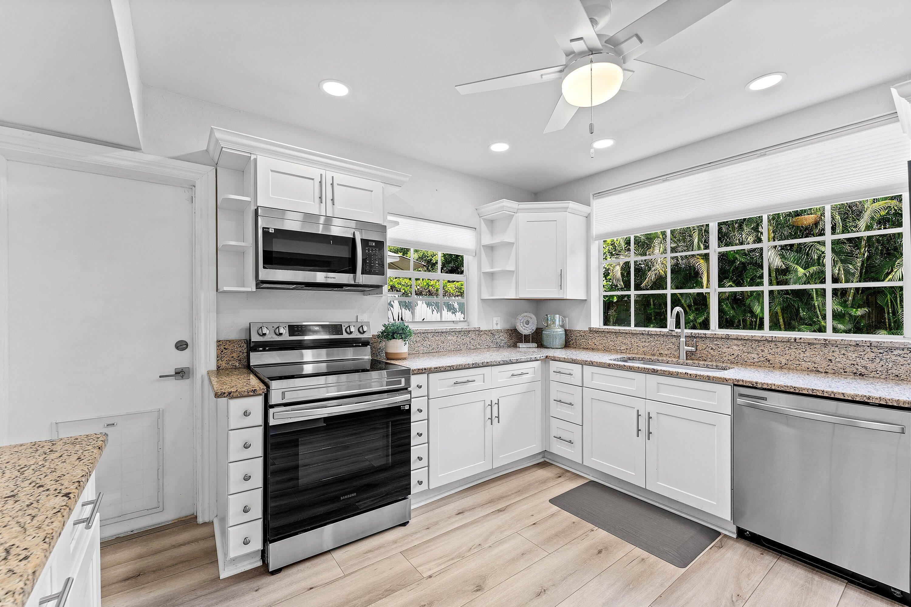233 LAKE, Delray Beach FL 33444