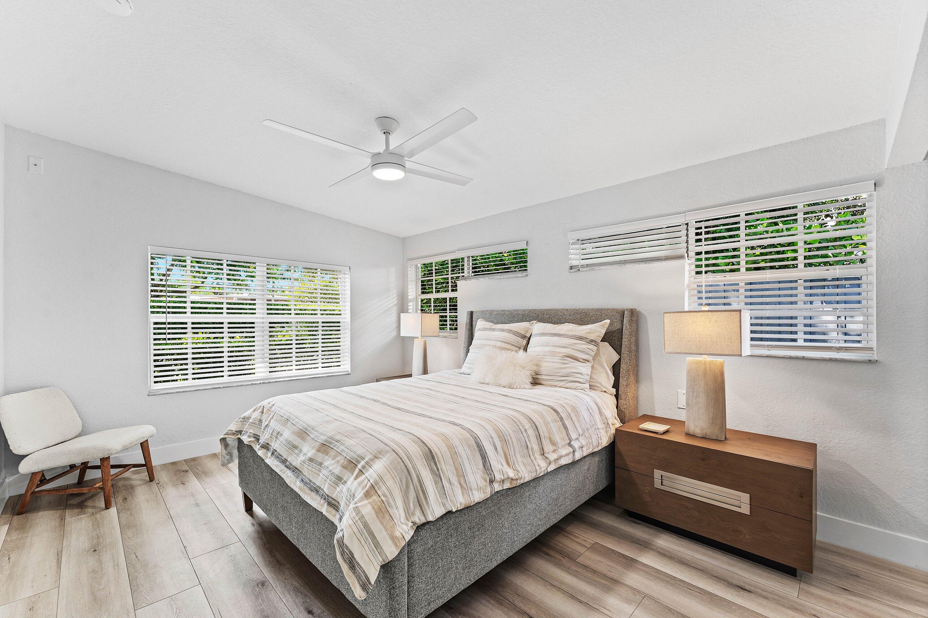 233 LAKE, Delray Beach FL 33444
