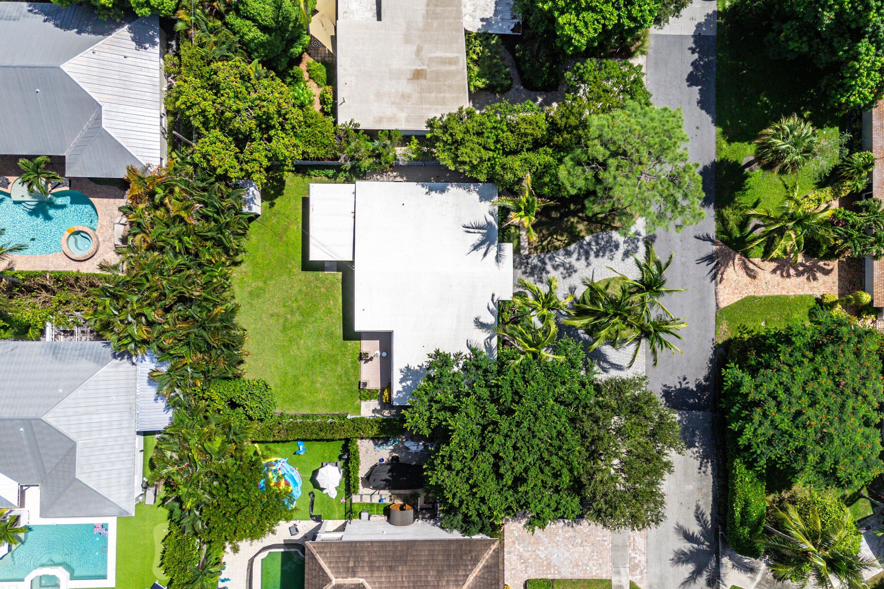 233 LAKE, Delray Beach FL 33444