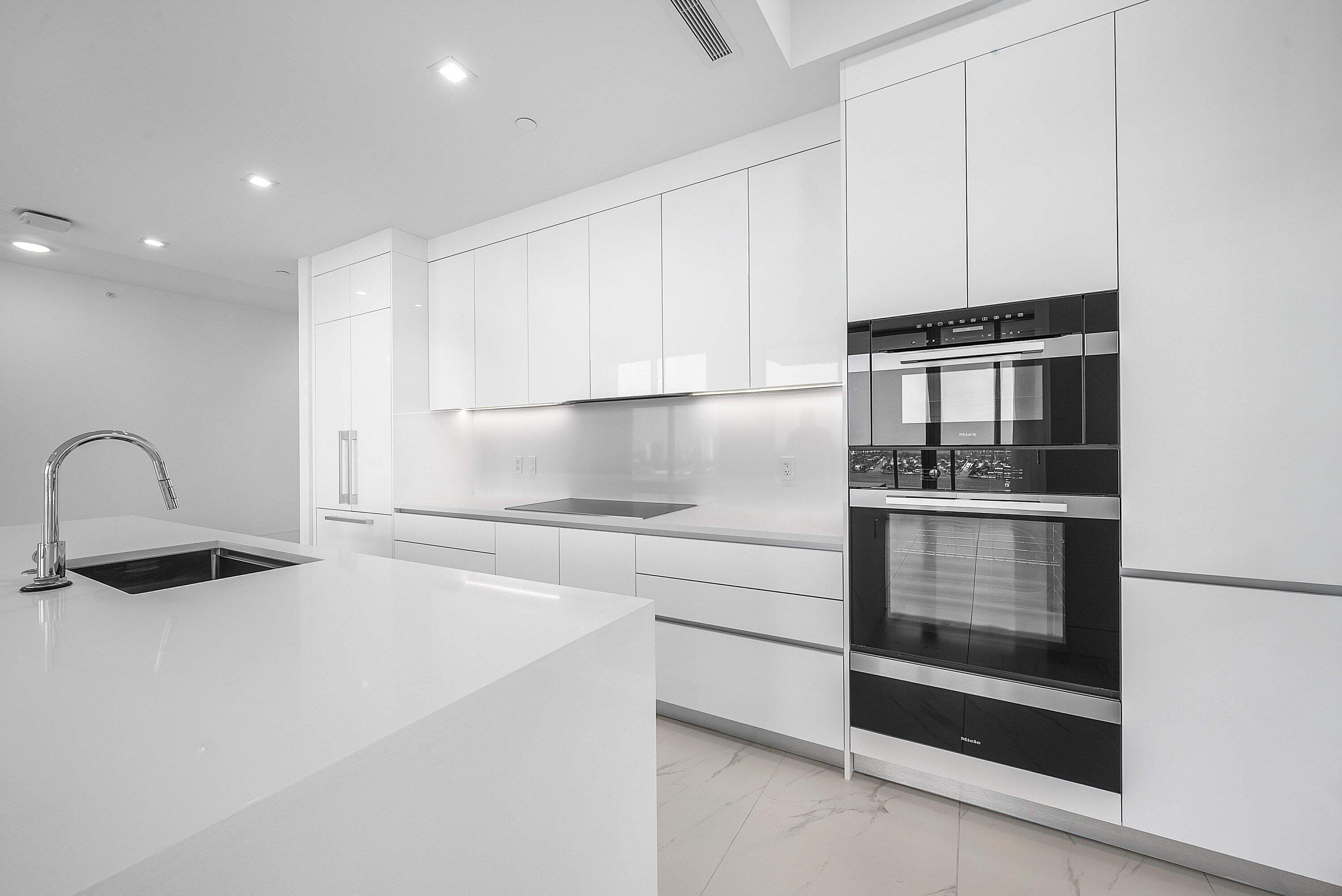 220 Lake Shore #2202, Lake Park FL 33403
