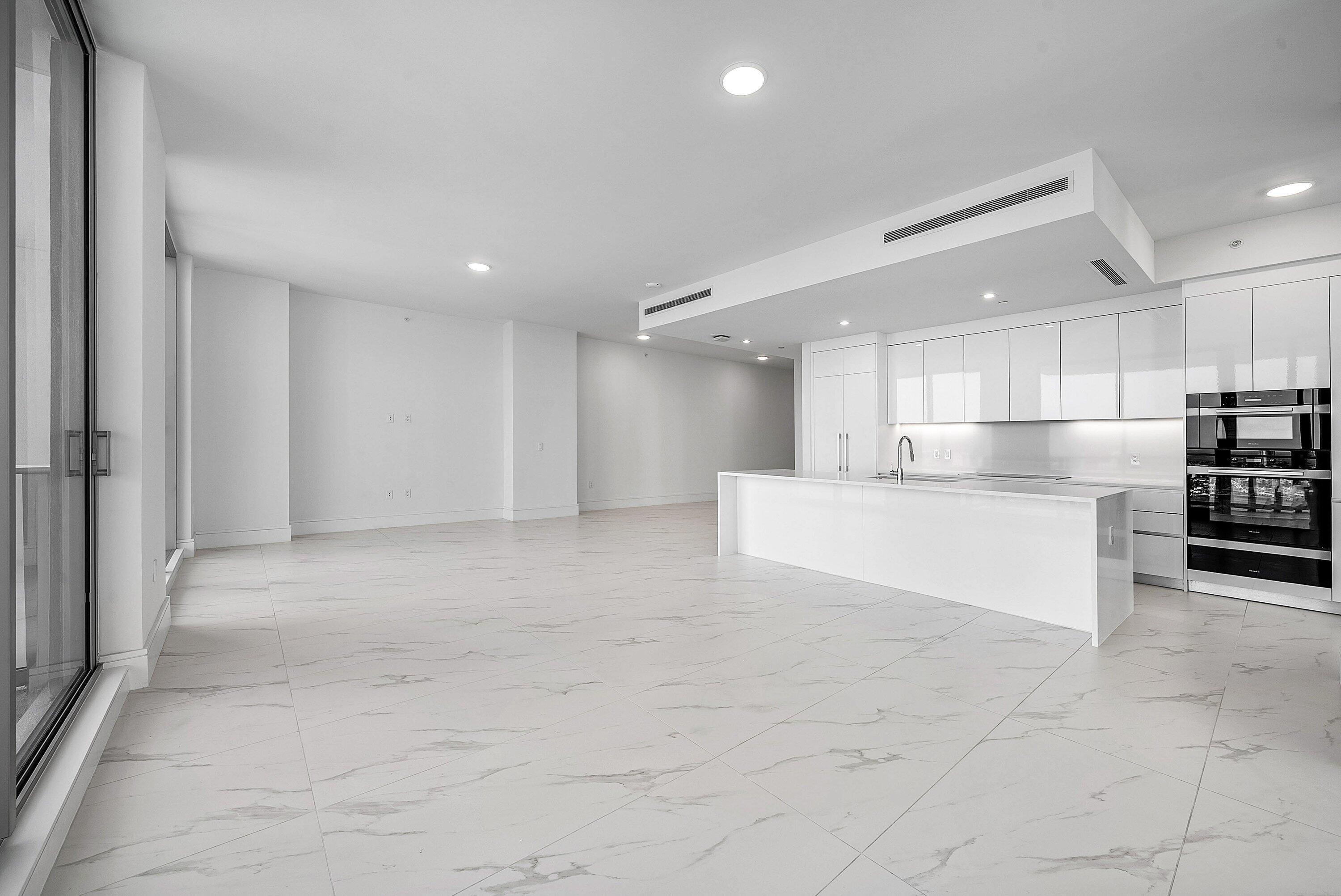 220 Lake Shore #2202, Lake Park FL 33403