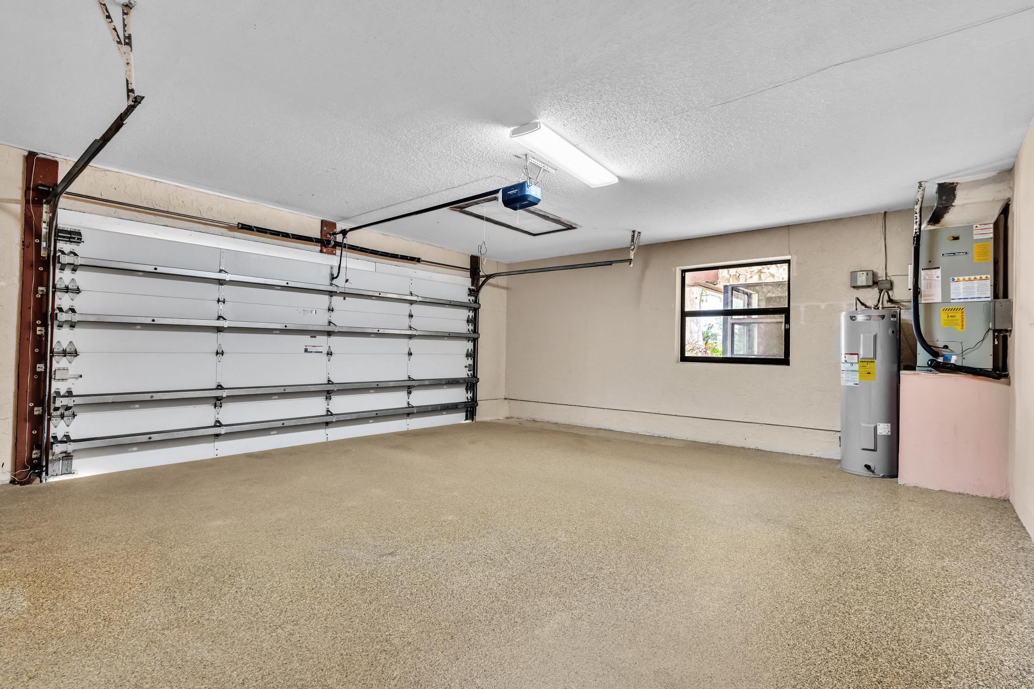 7908 NW 85TH, Tamarac FL 33321