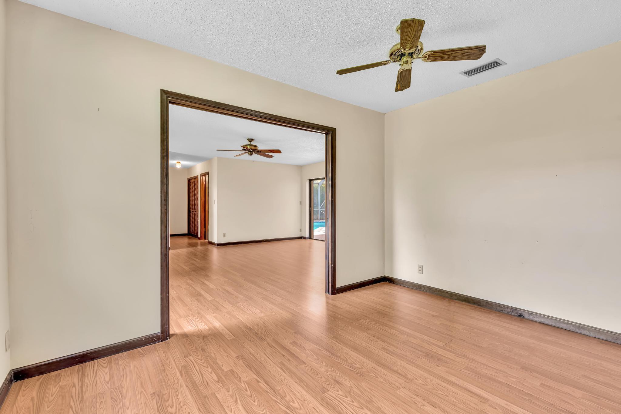 7908 NW 85TH, Tamarac FL 33321