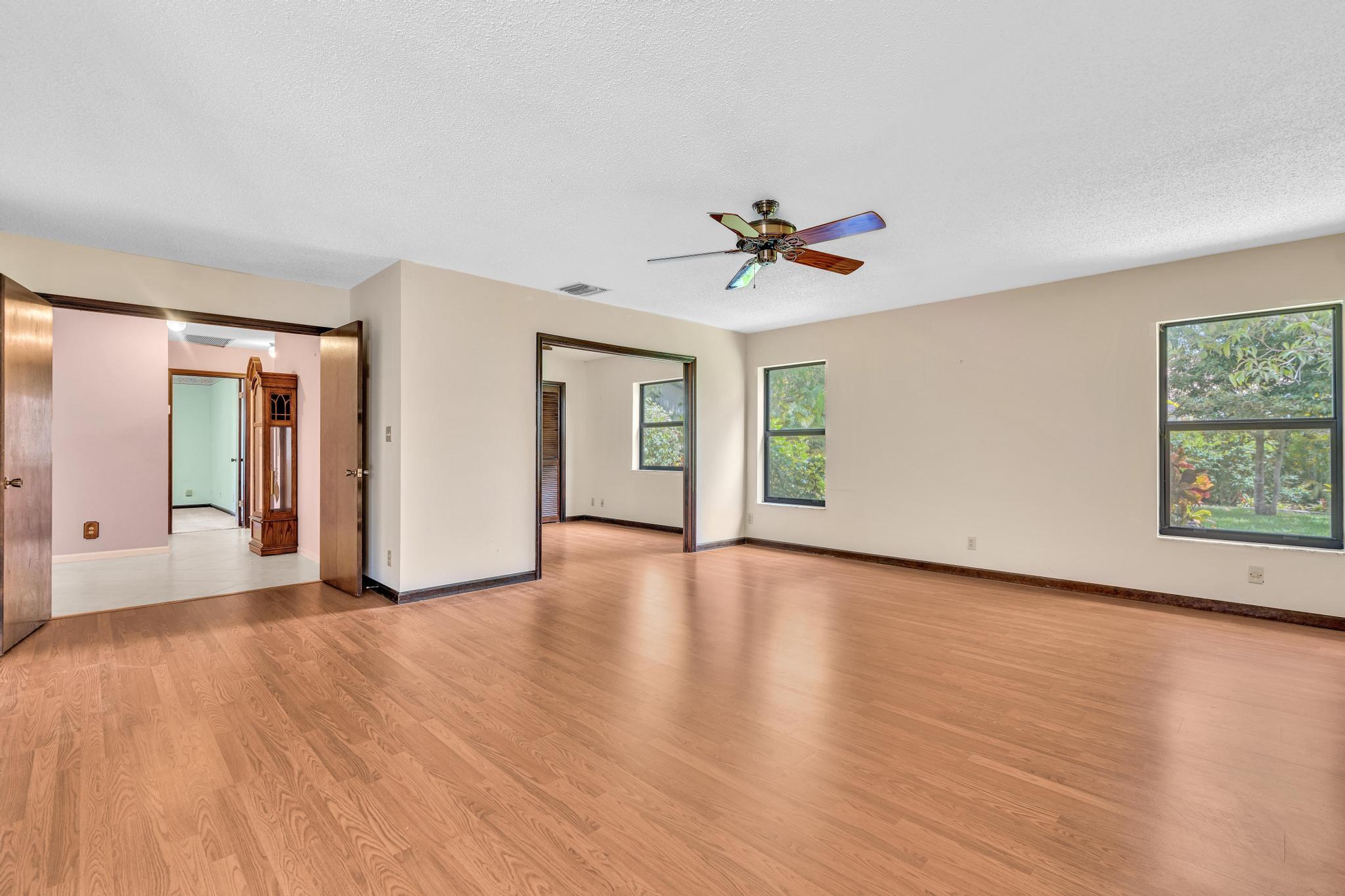 7908 NW 85TH, Tamarac FL 33321