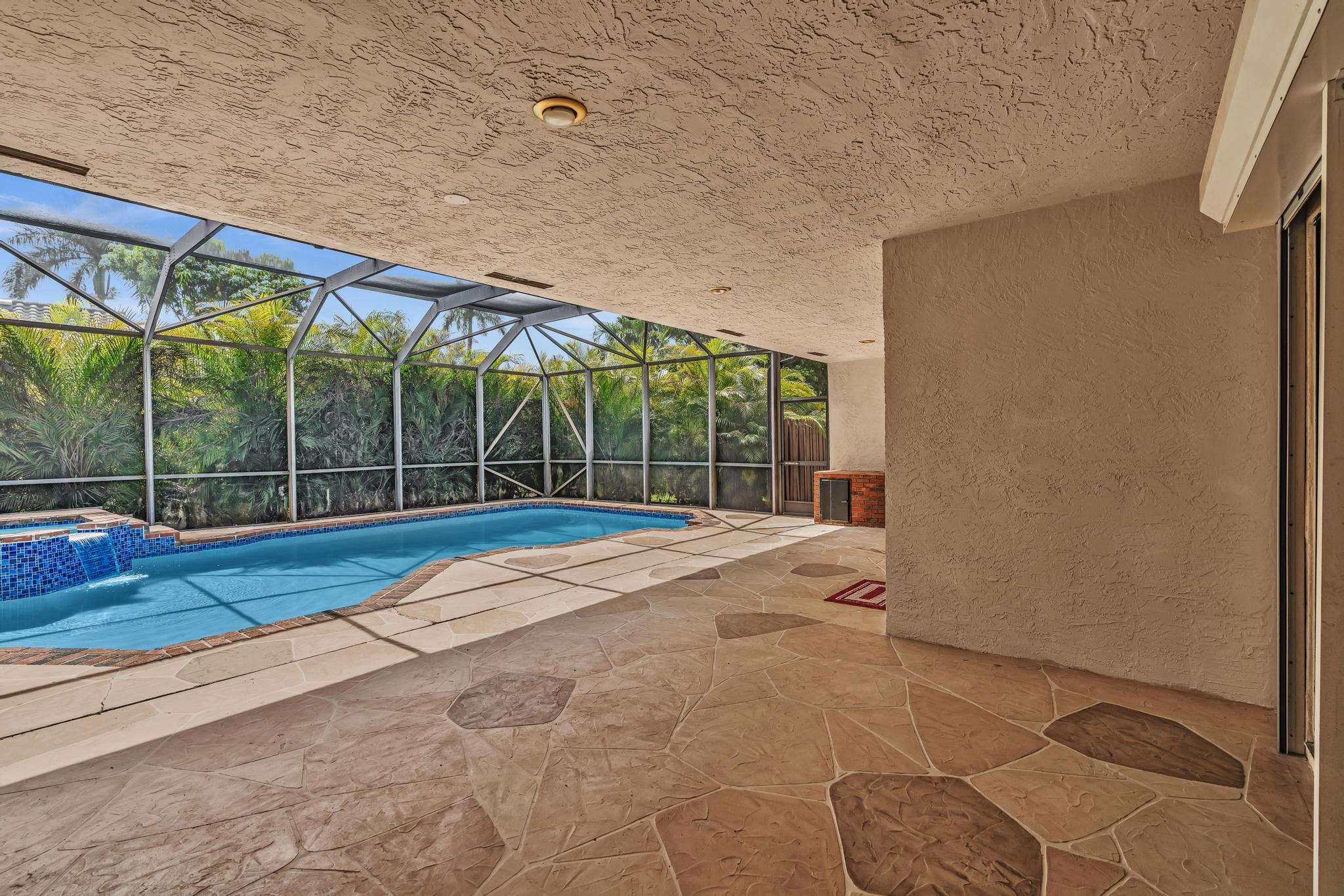 7908 NW 85TH, Tamarac FL 33321