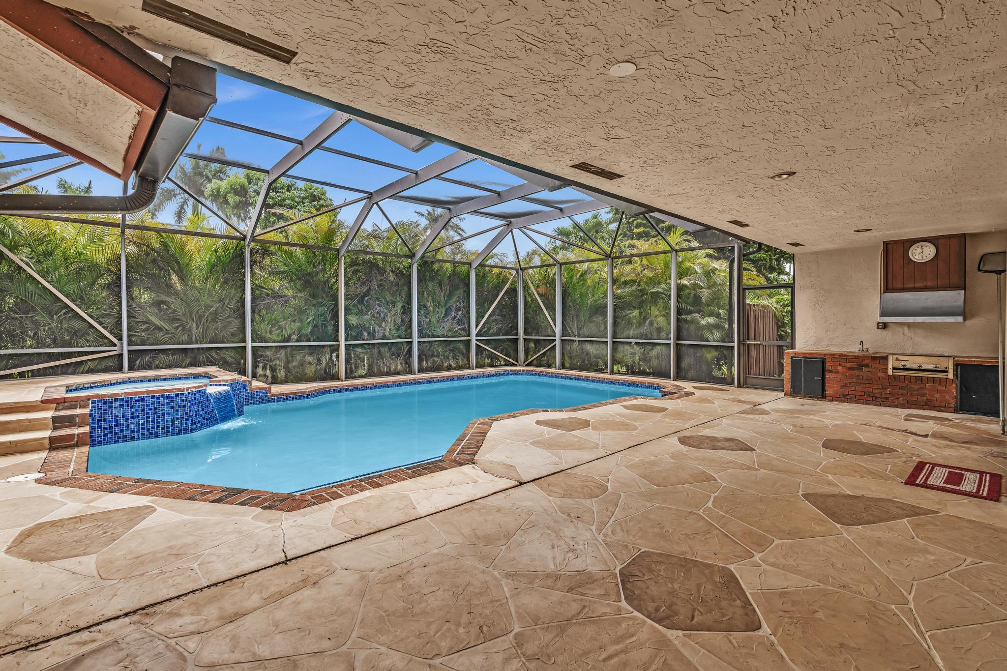 7908 NW 85TH, Tamarac FL 33321