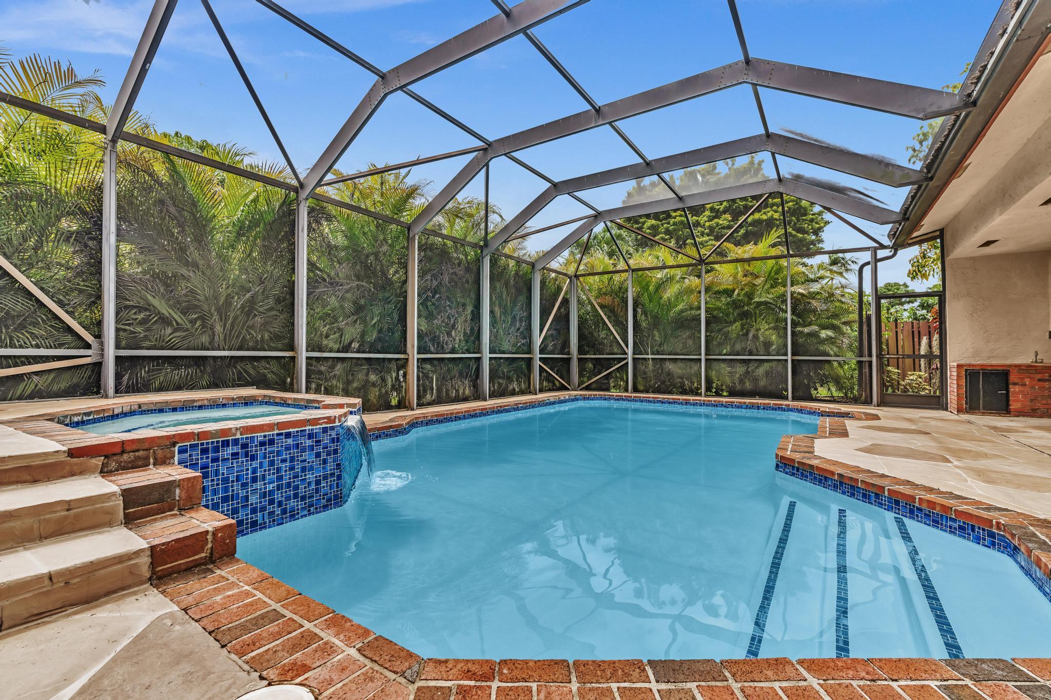 7908 NW 85TH, Tamarac FL 33321