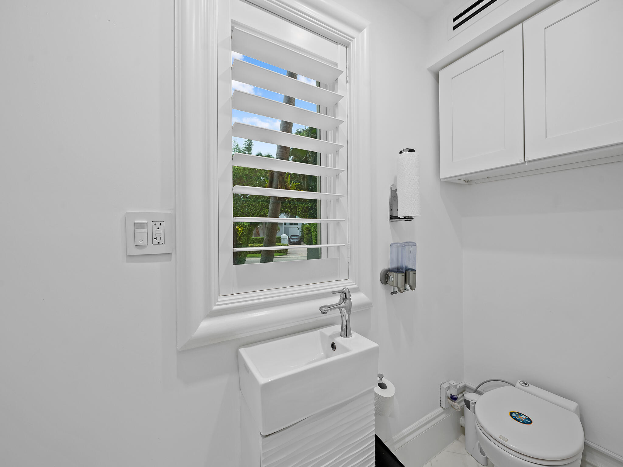 1033 Seasage, Delray Beach FL 33483