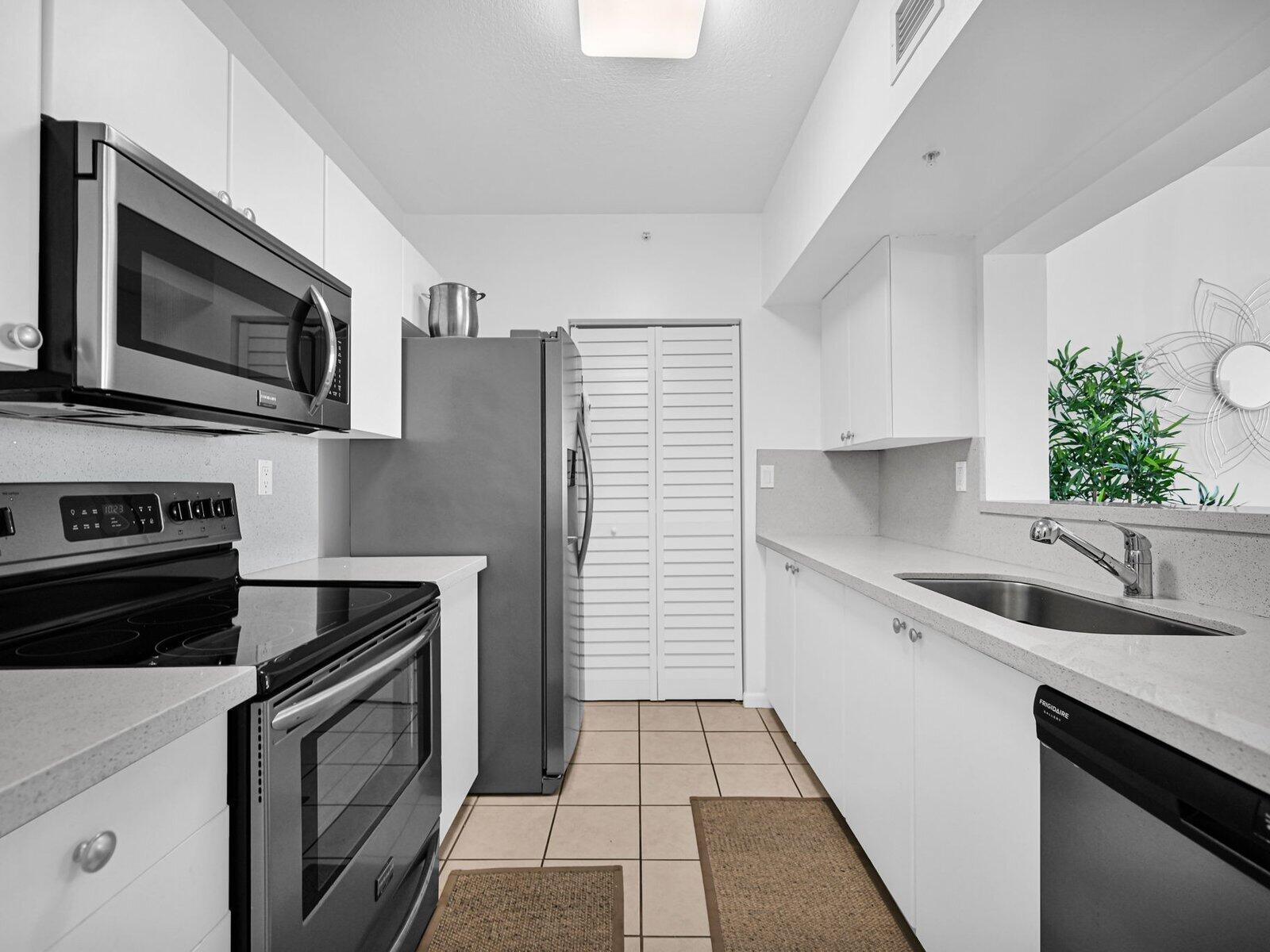 3020 NE 32ND #904, Fort Lauderdale FL 33308