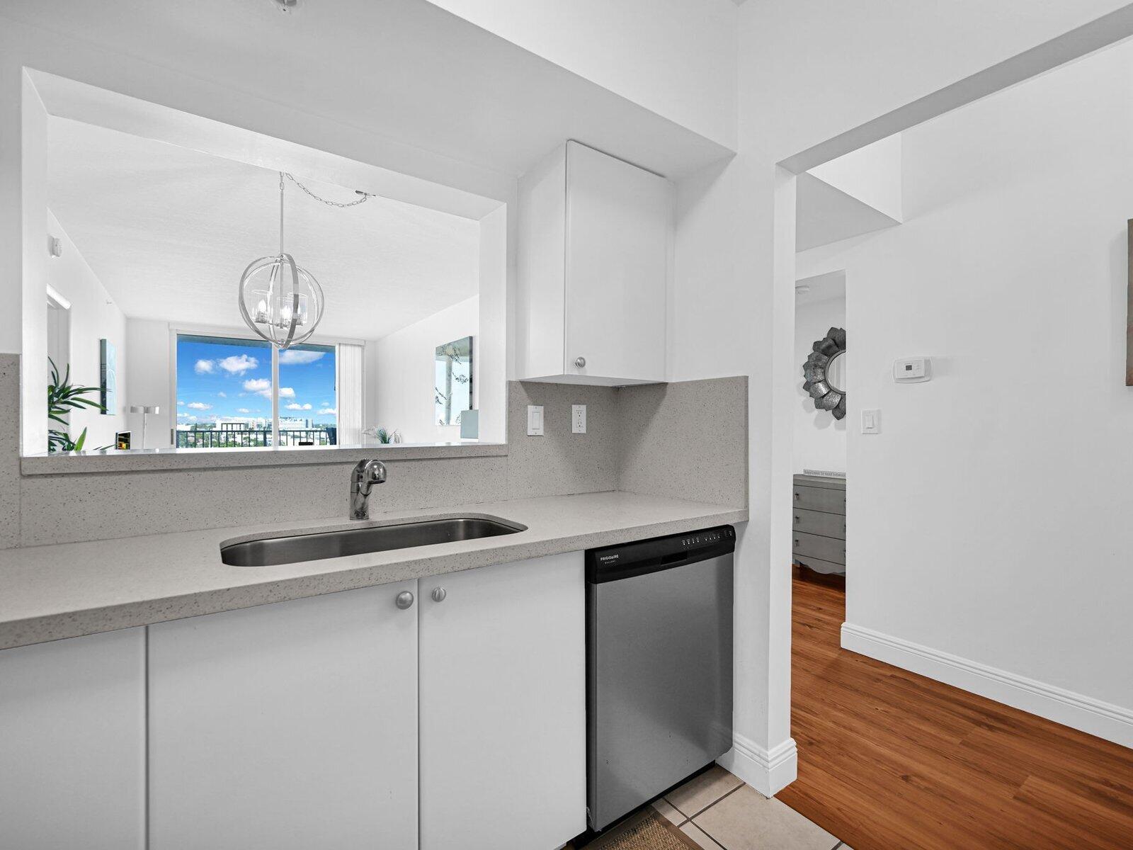 3020 NE 32ND #904, Fort Lauderdale FL 33308